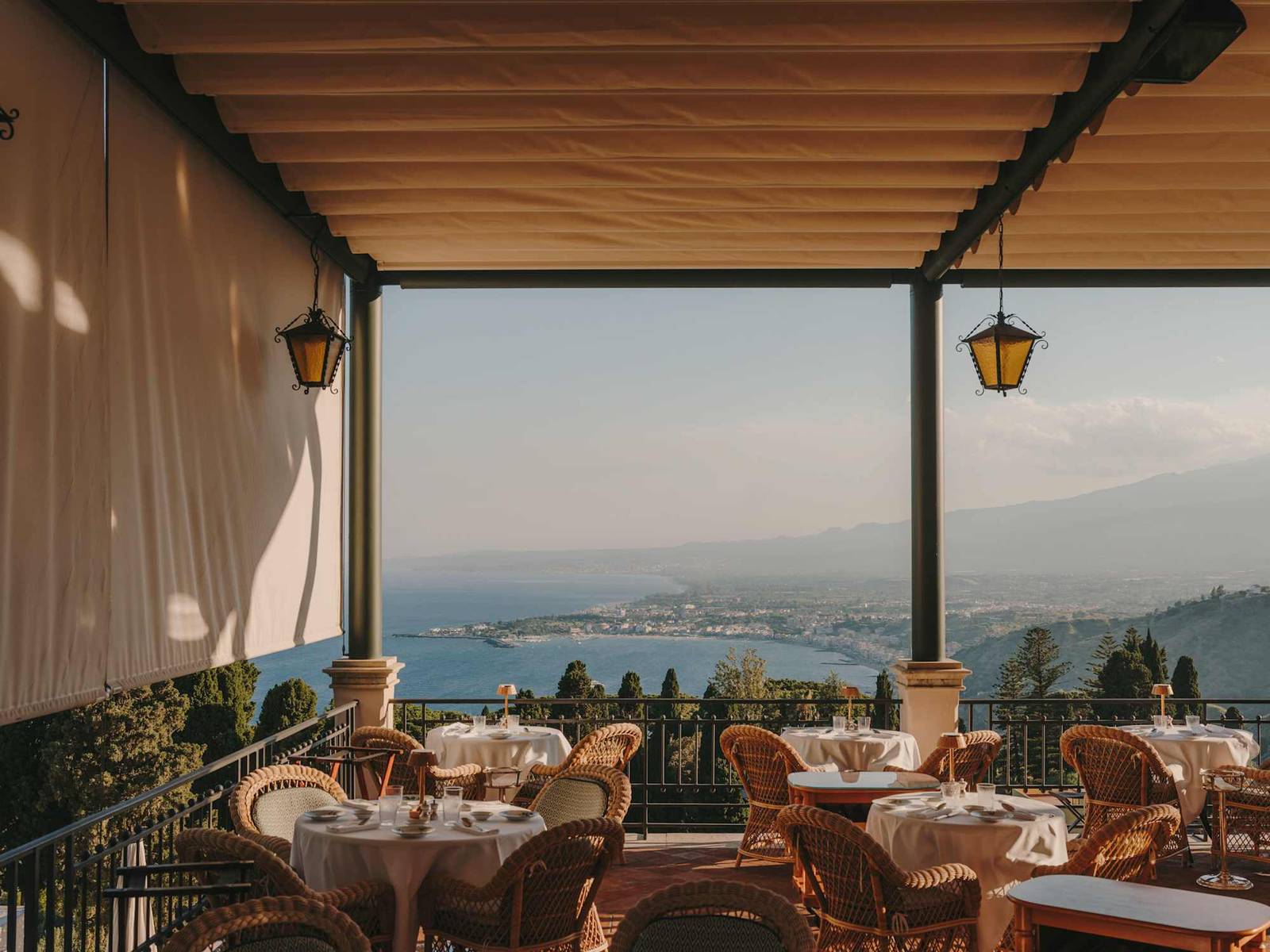 Ristorante Timeo 面海的露台餐廳