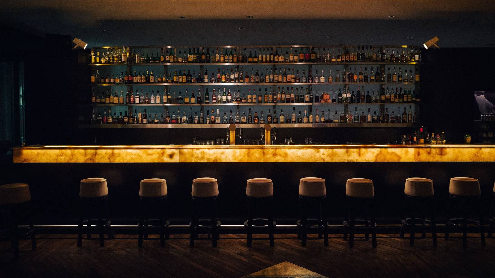 柏林君悅酒店 VOX Bar 吧台