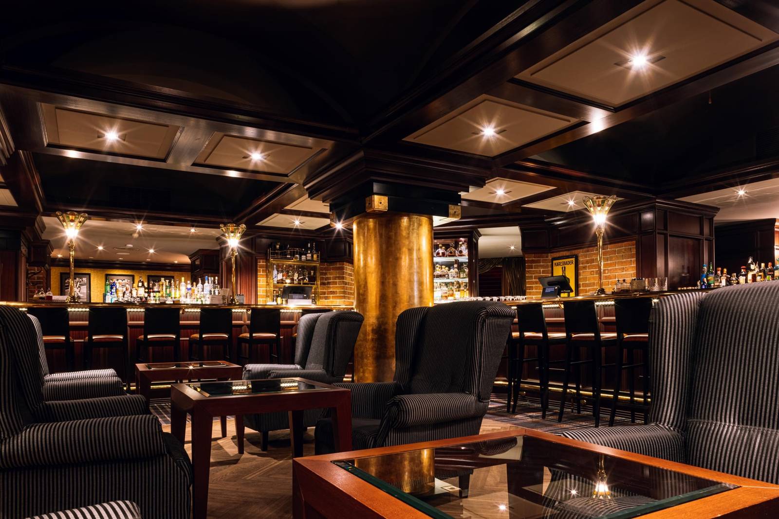 Grandhotel Pupp Becher's Bar 英式俱樂部酒吧