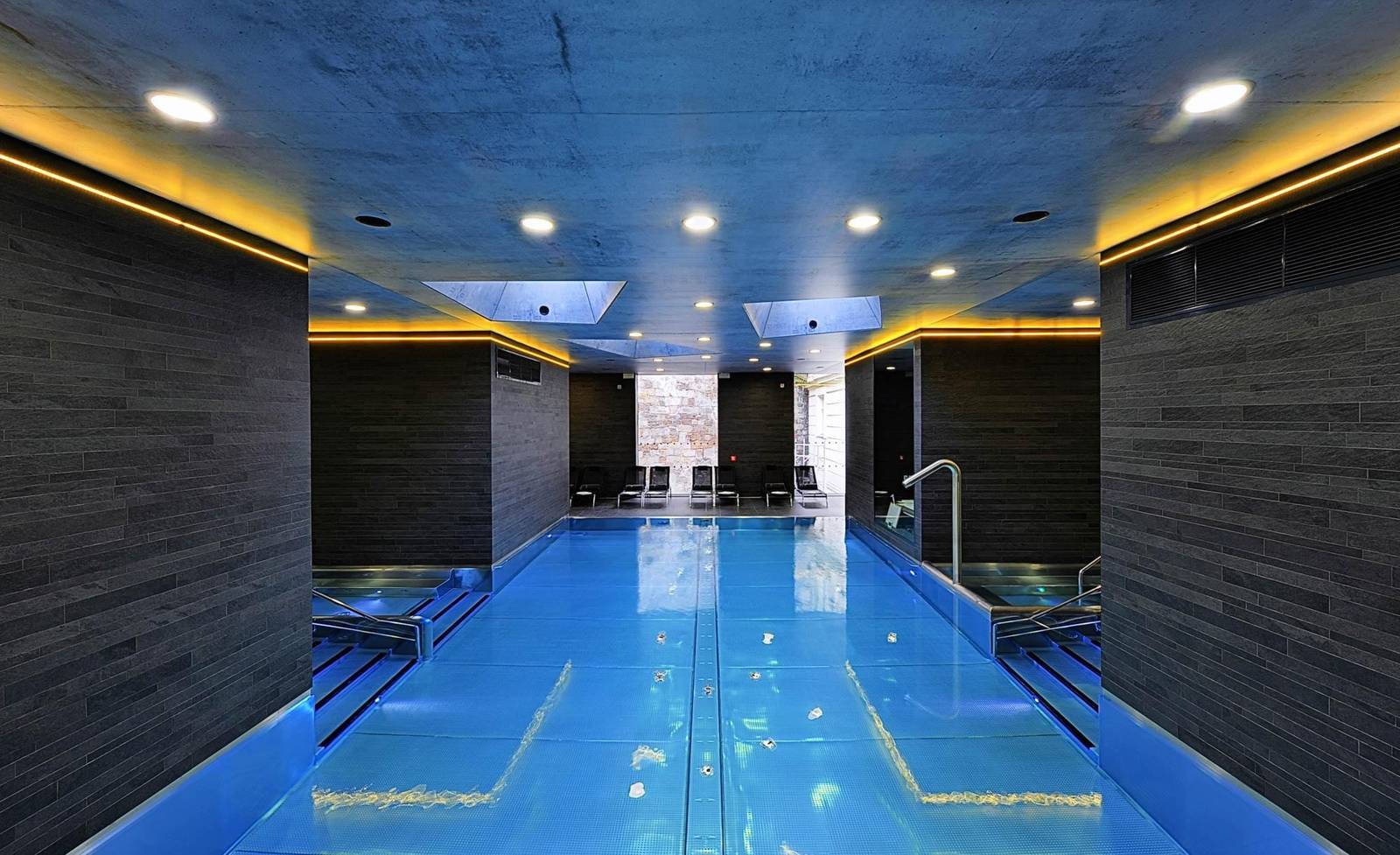 Grandhotel Pupp SPA FRANZISKA 室內泳池