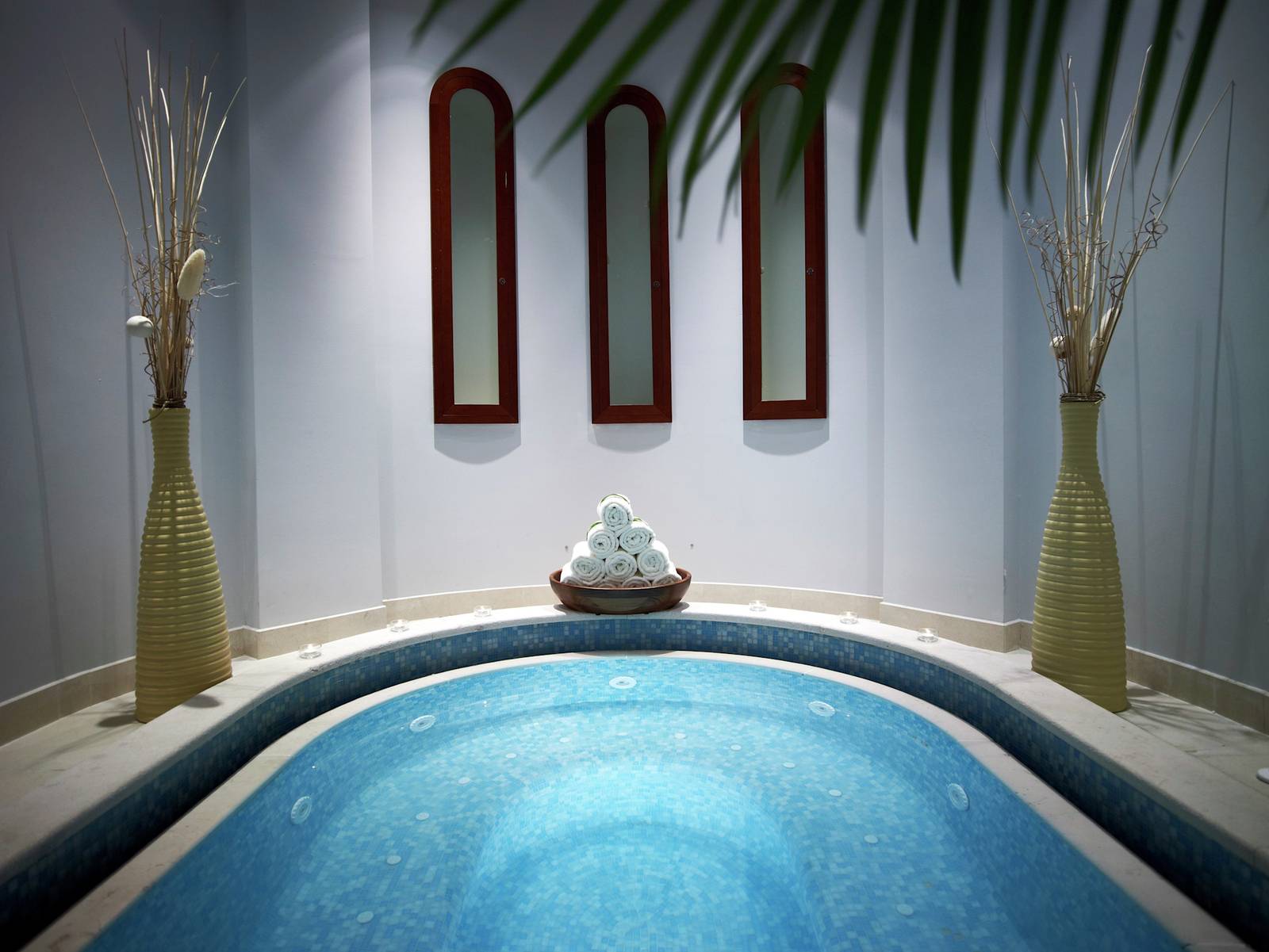 eforea Spa 按摩池
