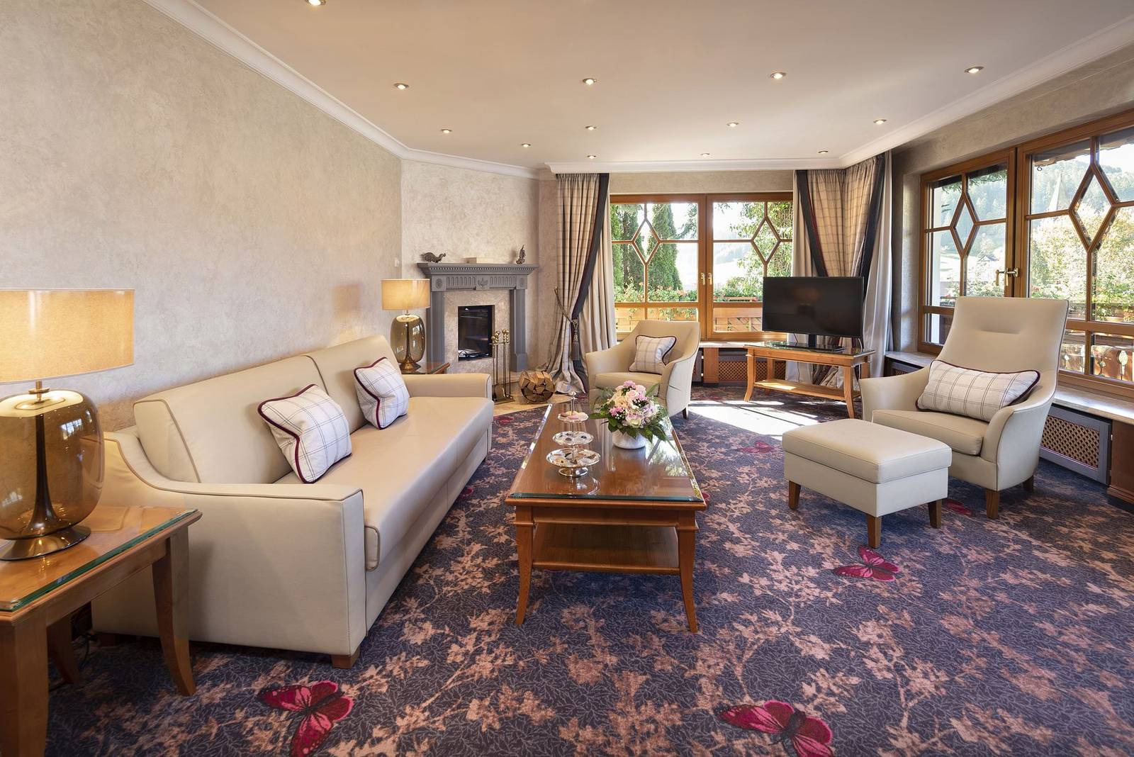 Hotel Bareiss 頂樓套房起居區
