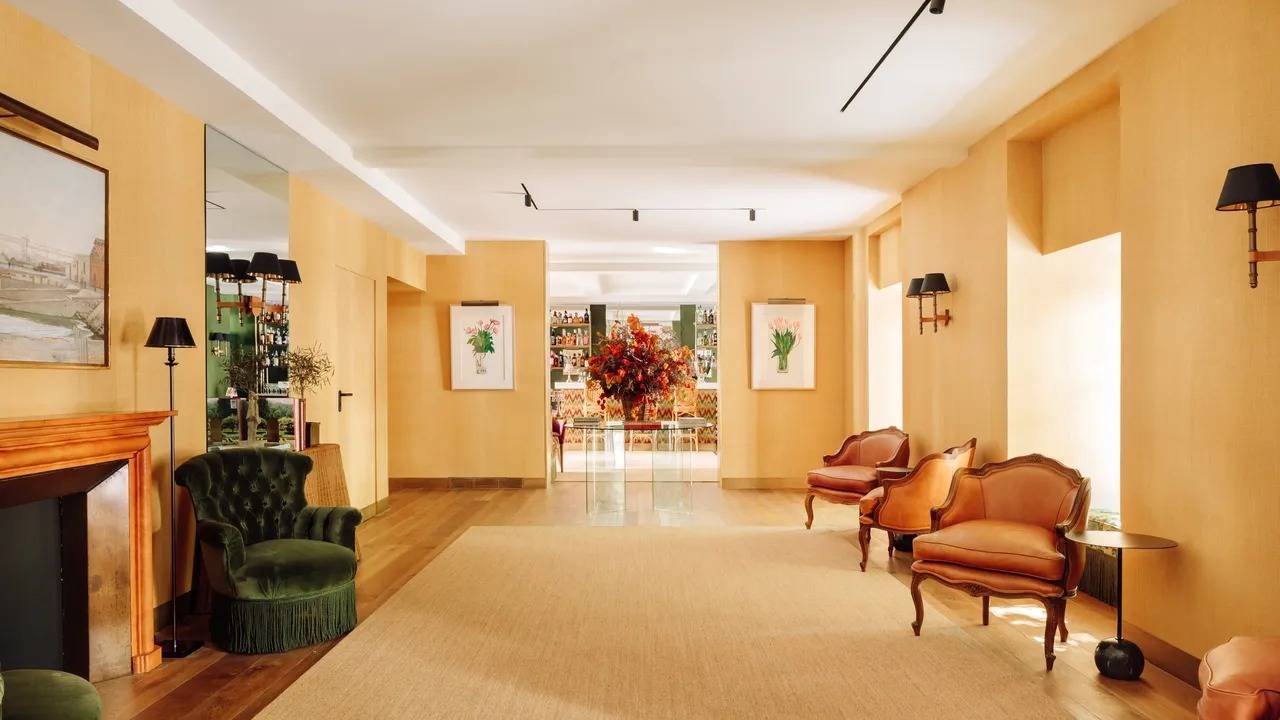 Hotel das Amoreiras 大廳長廊