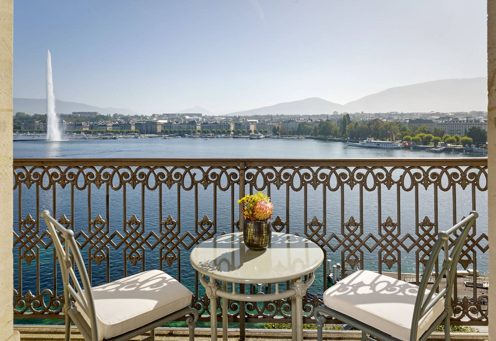 日內瓦 Ritz-Carlton Hotel de la Paix湖景陽台與日內瓦湖大噴泉