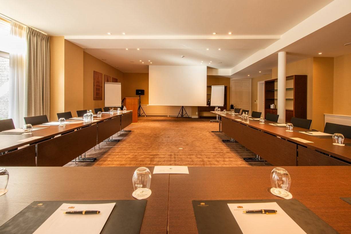 Hotel Dukes' Palace Erasmus 會議廳
