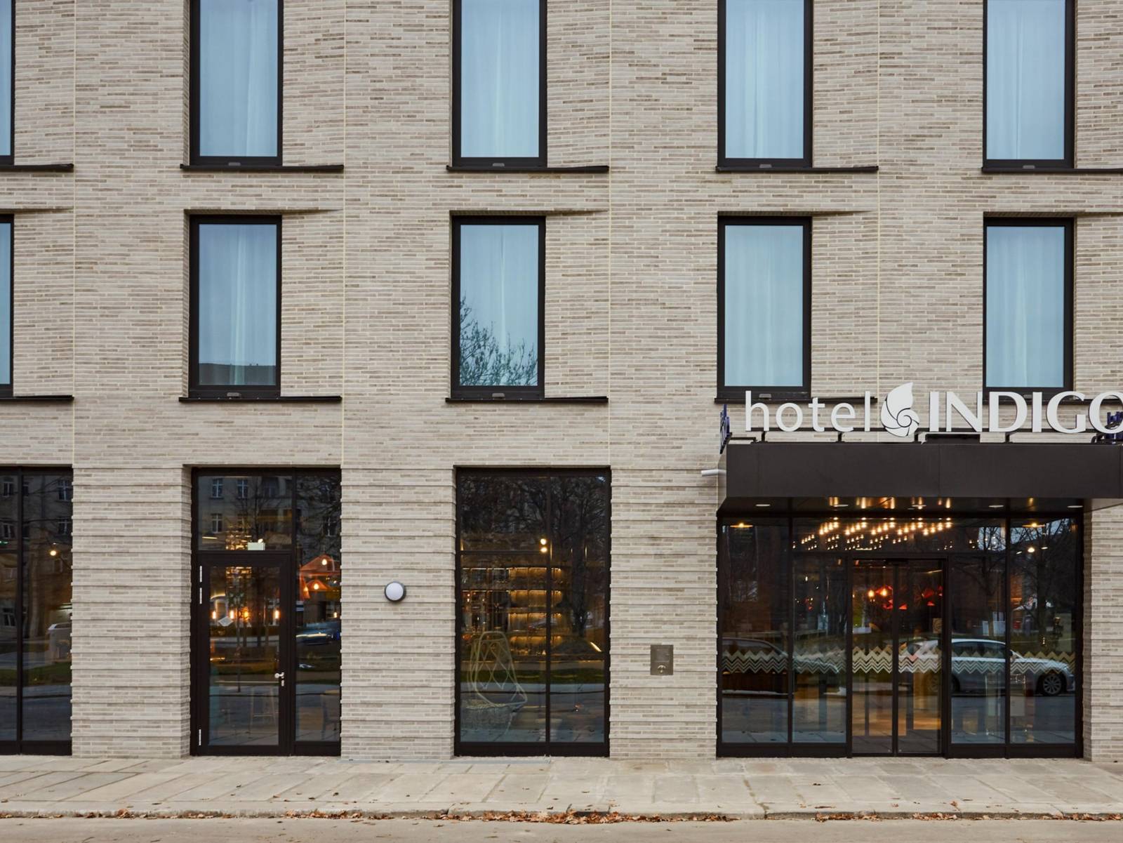 德勒斯登 Hotel Indigo 飯店入口