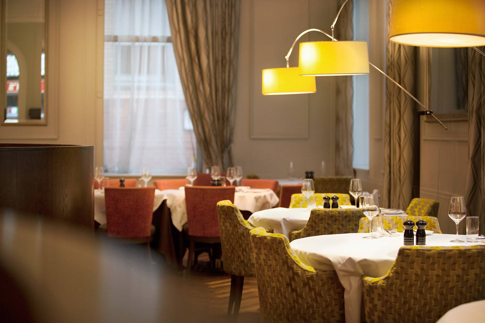 Hotel Indigo Glasgow 餐廳沙發座位