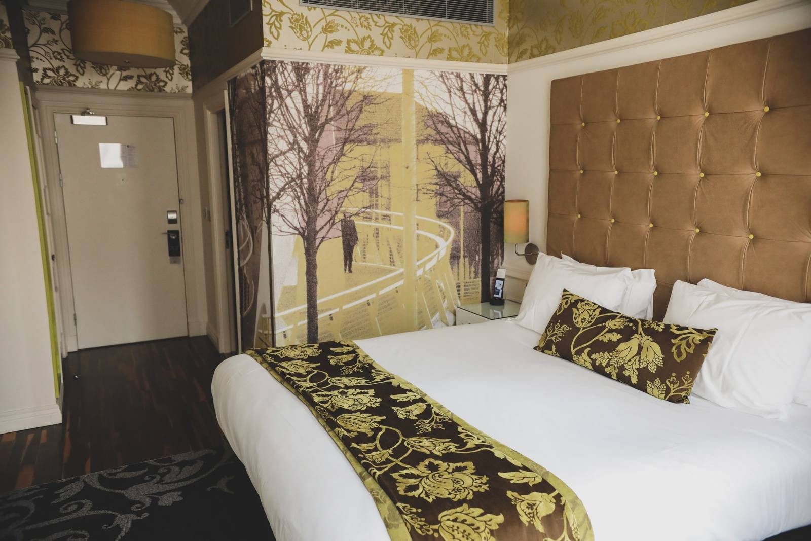 Hotel Indigo Glasgow 床頭壁畫客房