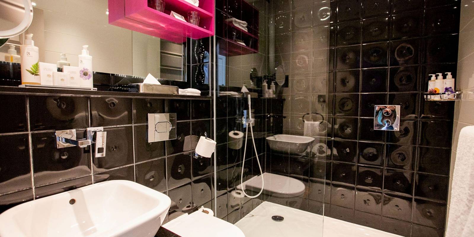 Hotel Indigo London - Kensington 浴室浴缸