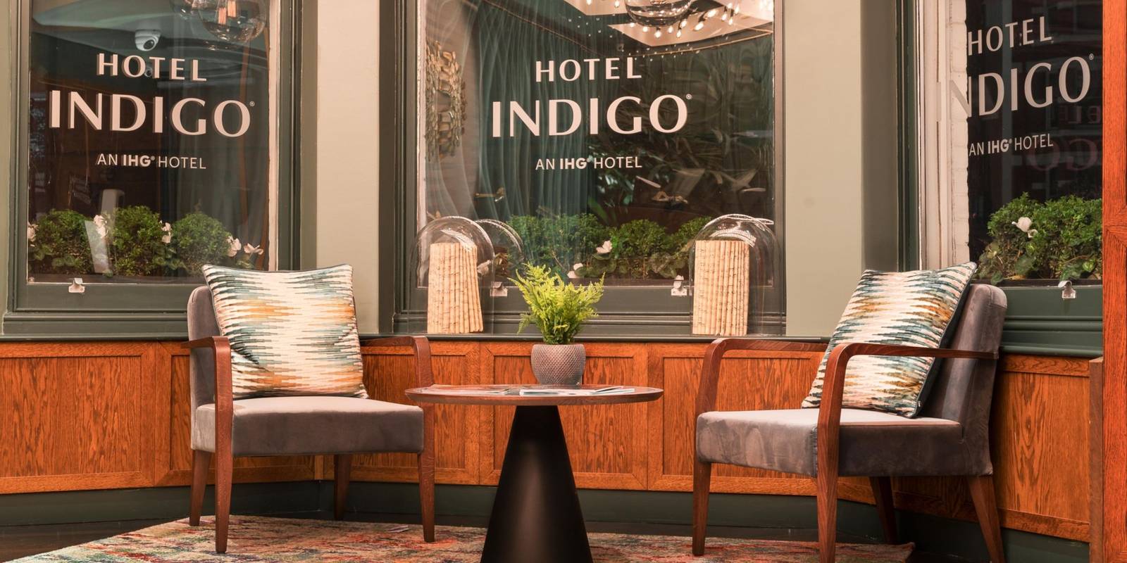 Hotel Indigo London - Kensington 臨窗休憩座位