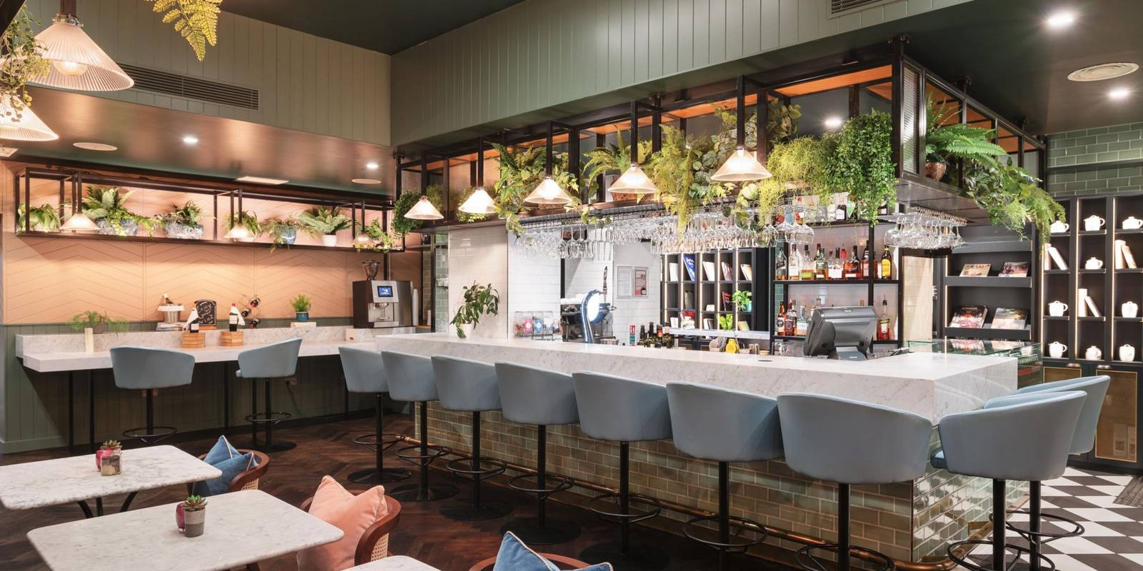 Hotel Indigo London - Kensington Barkston Bar & Lounge 吧台