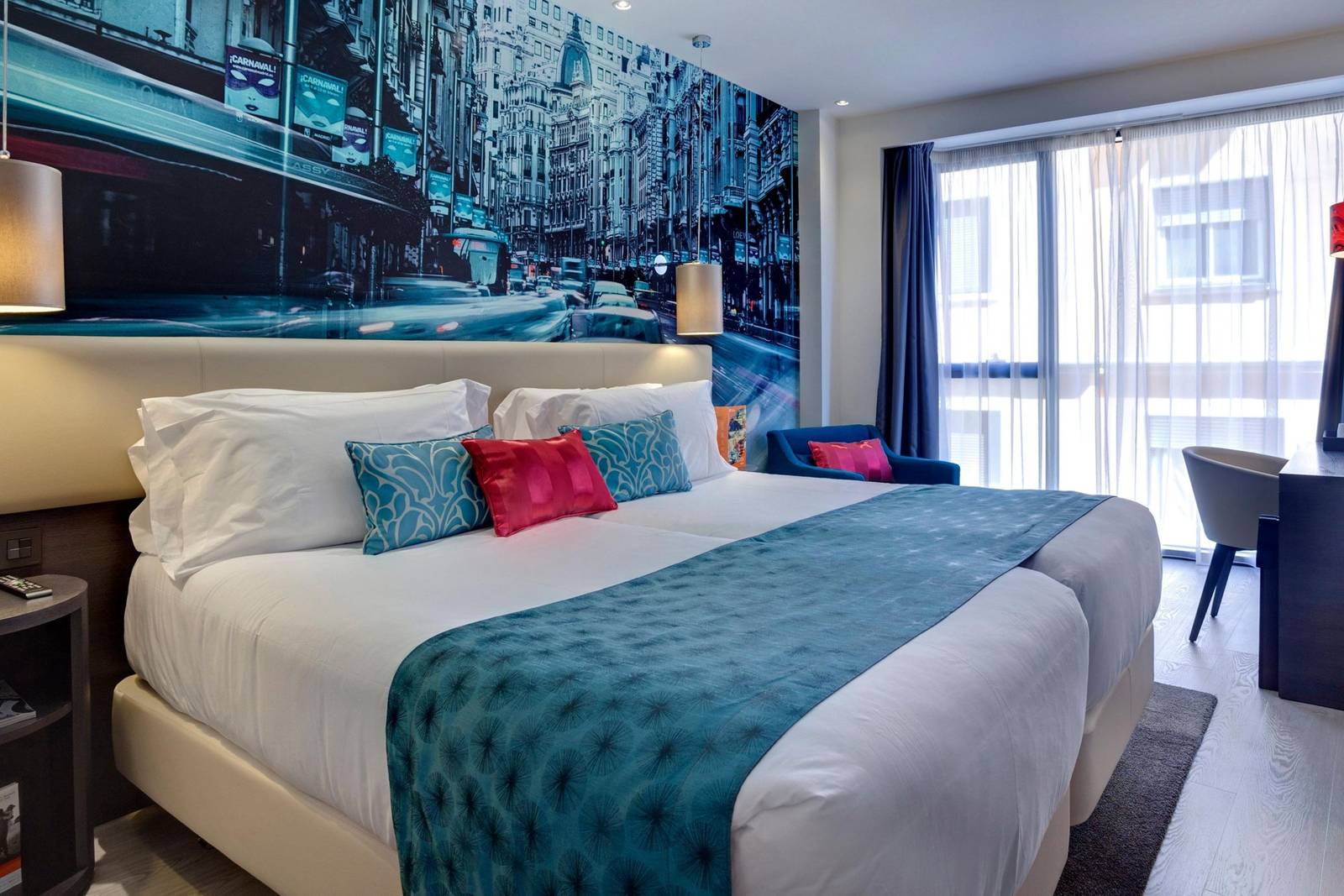 馬德里 Hotel Indigo Gran Via 城市壁畫客房