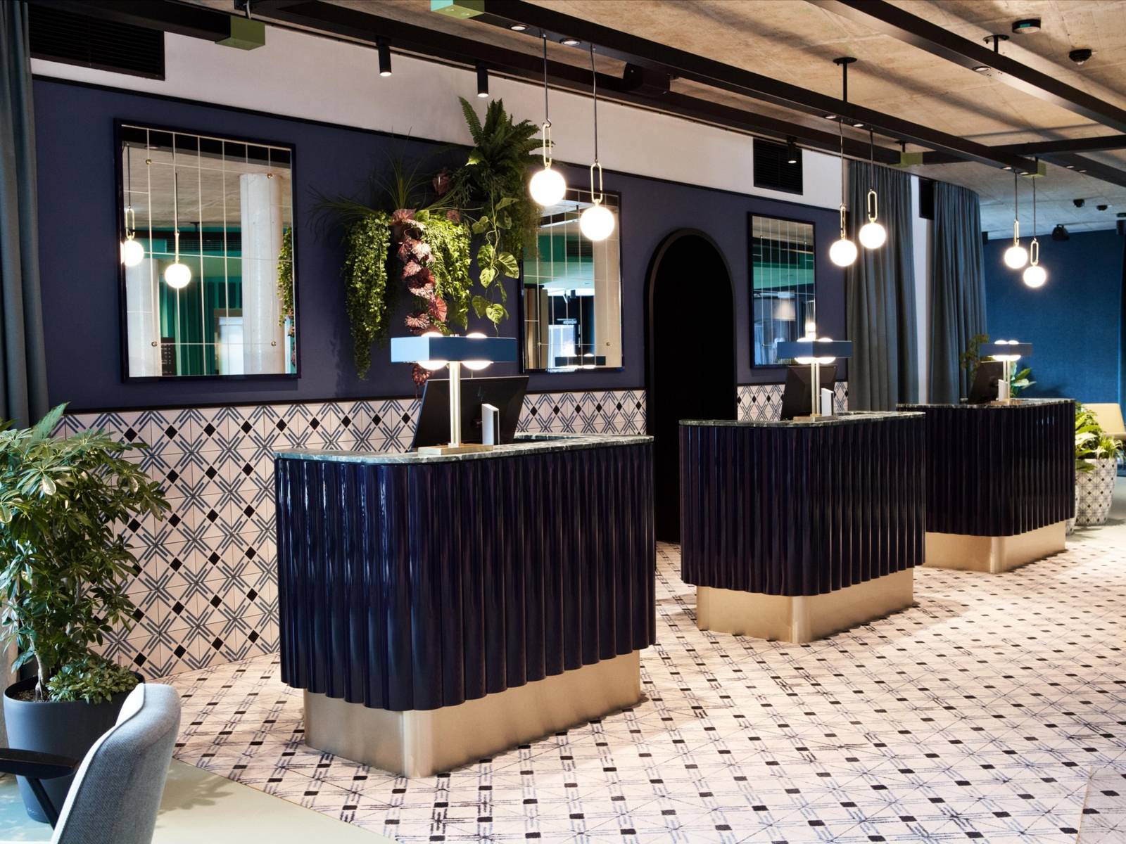Hotel Indigo Vienna - Naschmarkt 接待櫃台