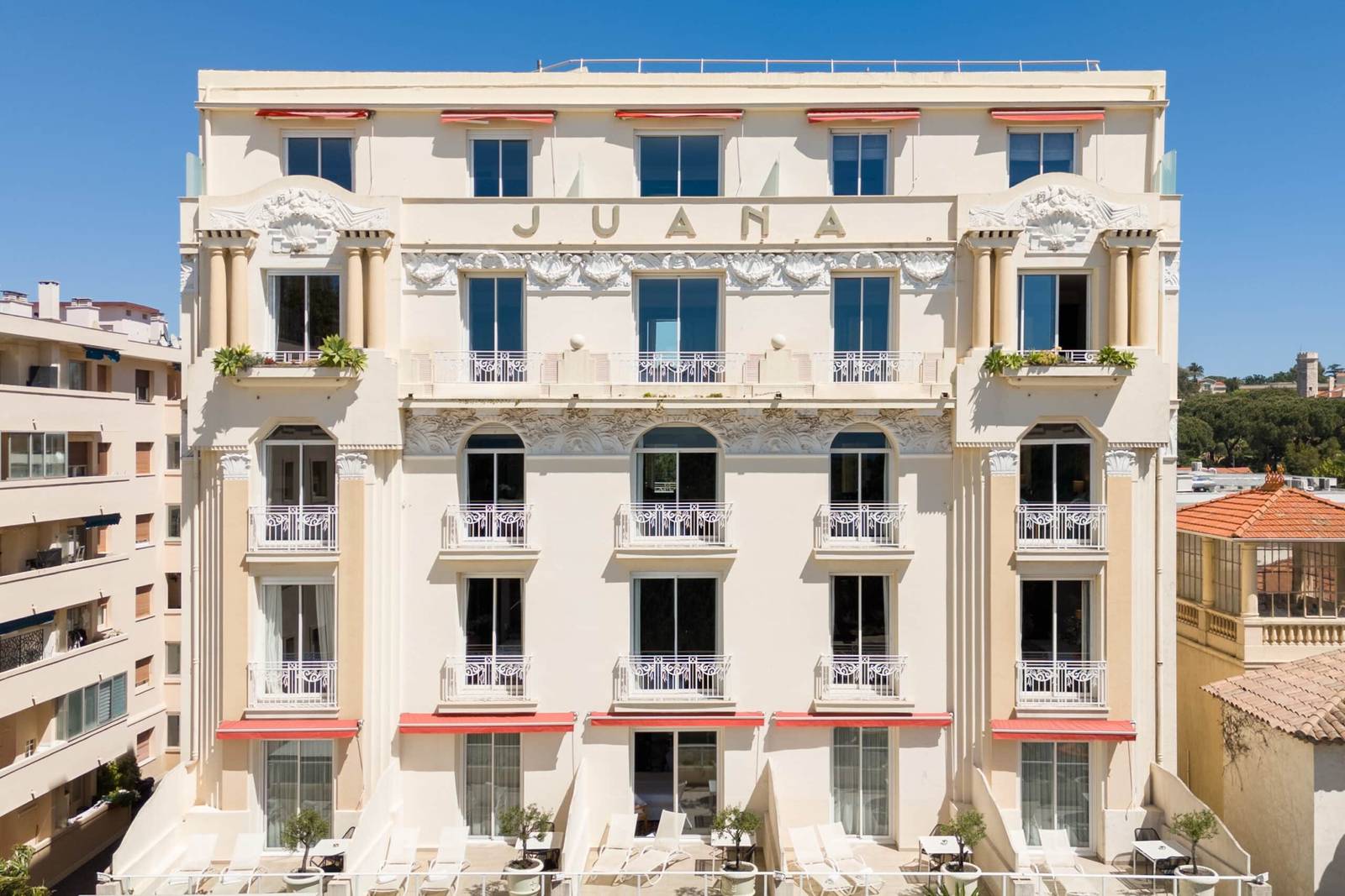 Hotel Juana 1930 年代白色裝飾藝術風格立面
