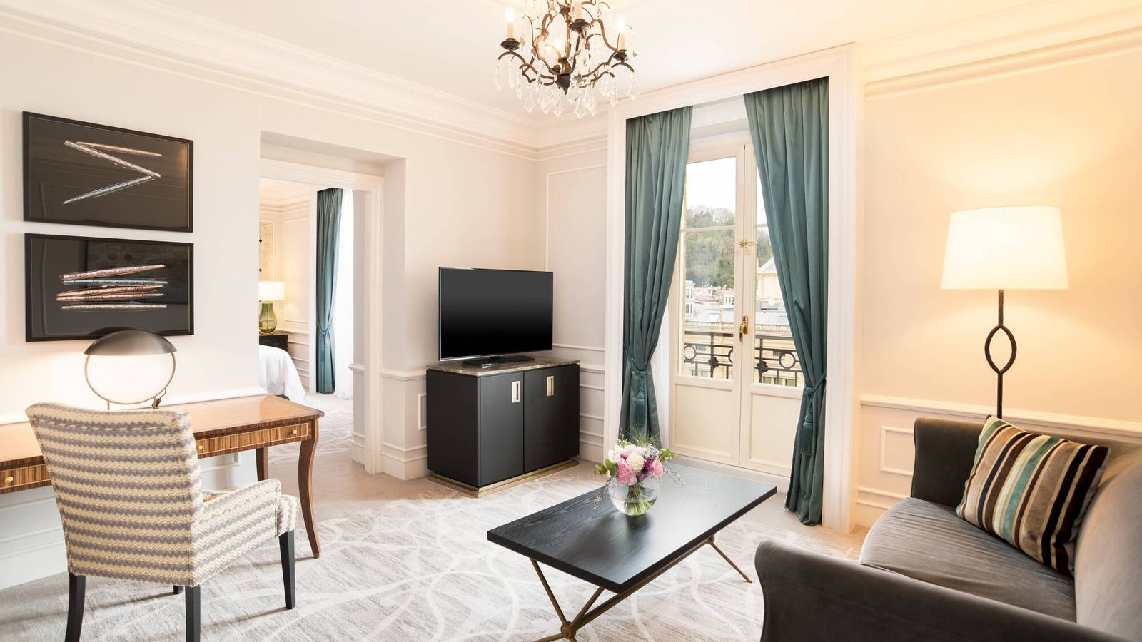 Hotel Maria Cristina Junior Suite