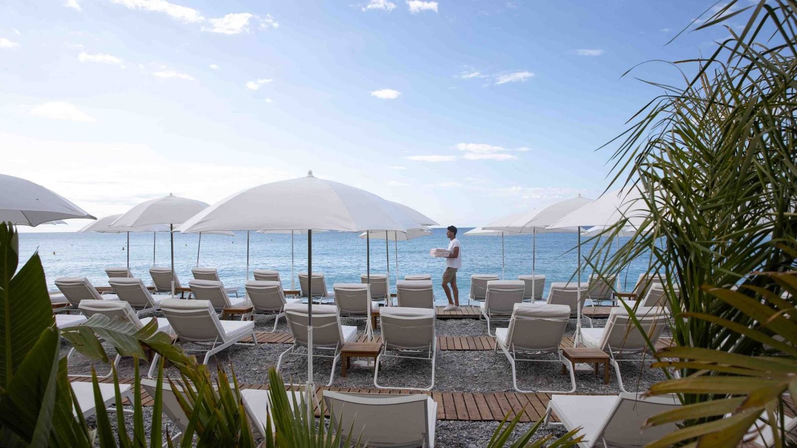 Le Negresco  N La Plage 私人海灘躺椅