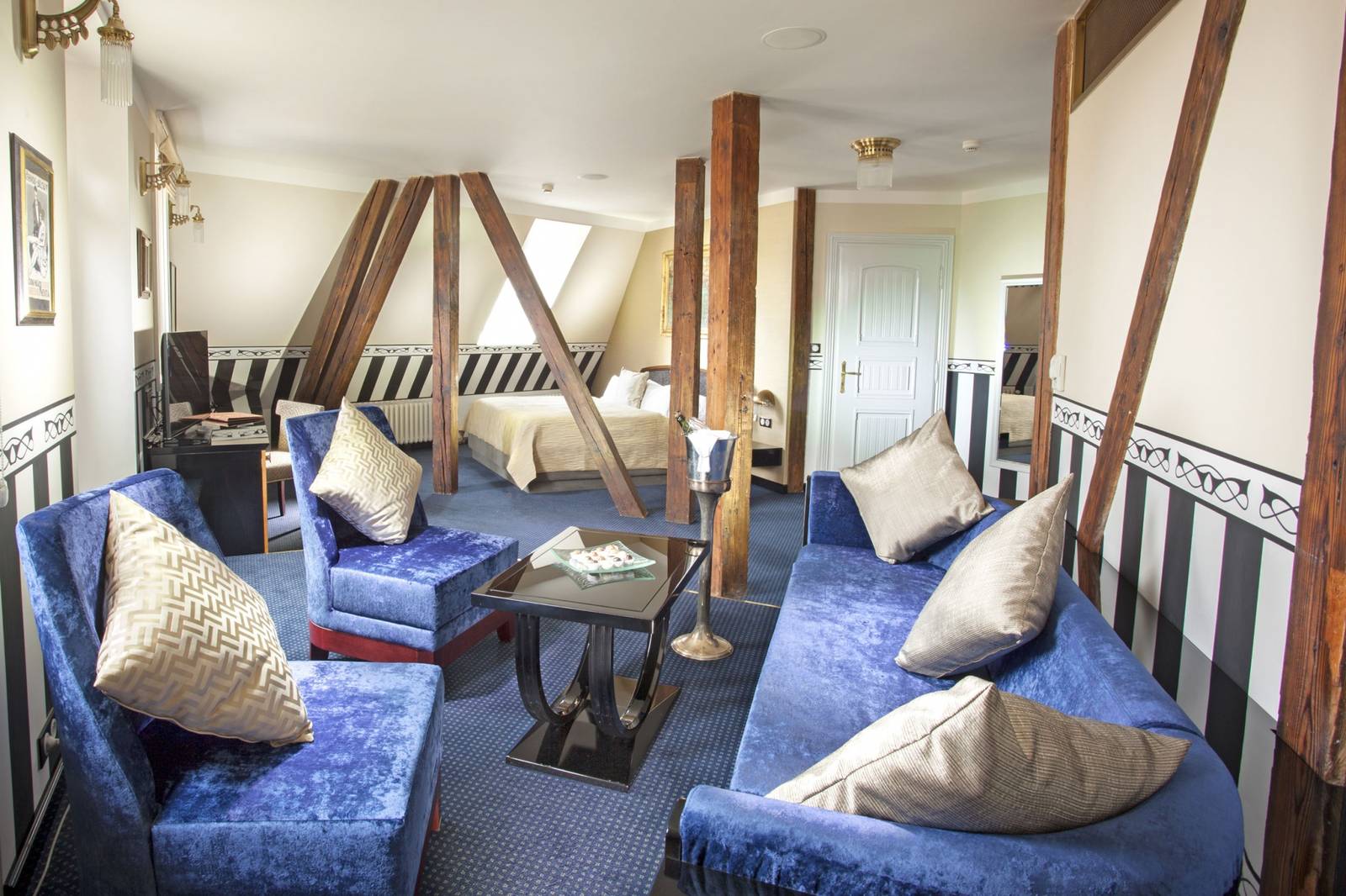 Hotel Paris Prague Mucha Suite 頂樓起居空間
