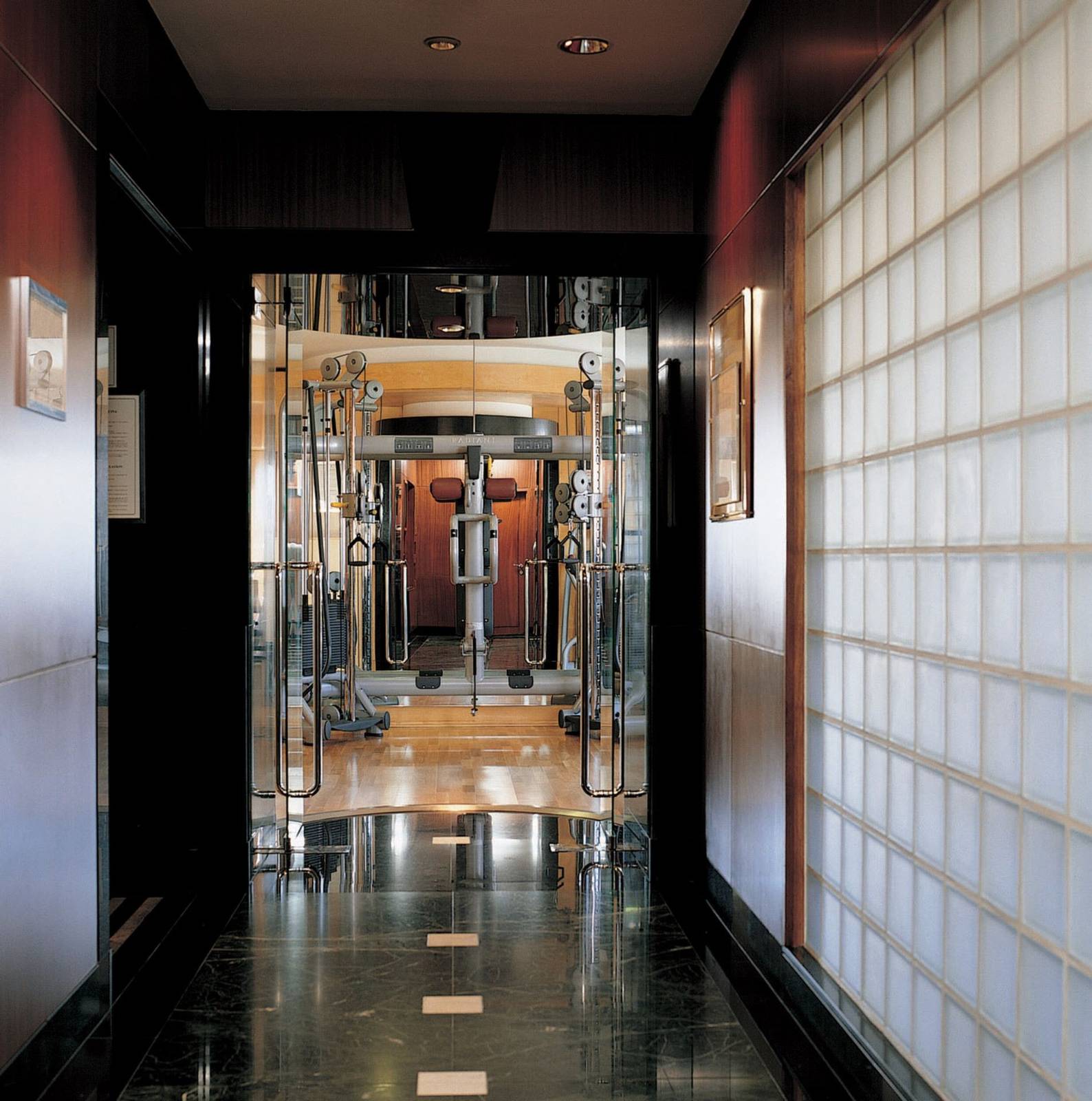 Hotel Principe di Savoia Club 10 健身中心入口