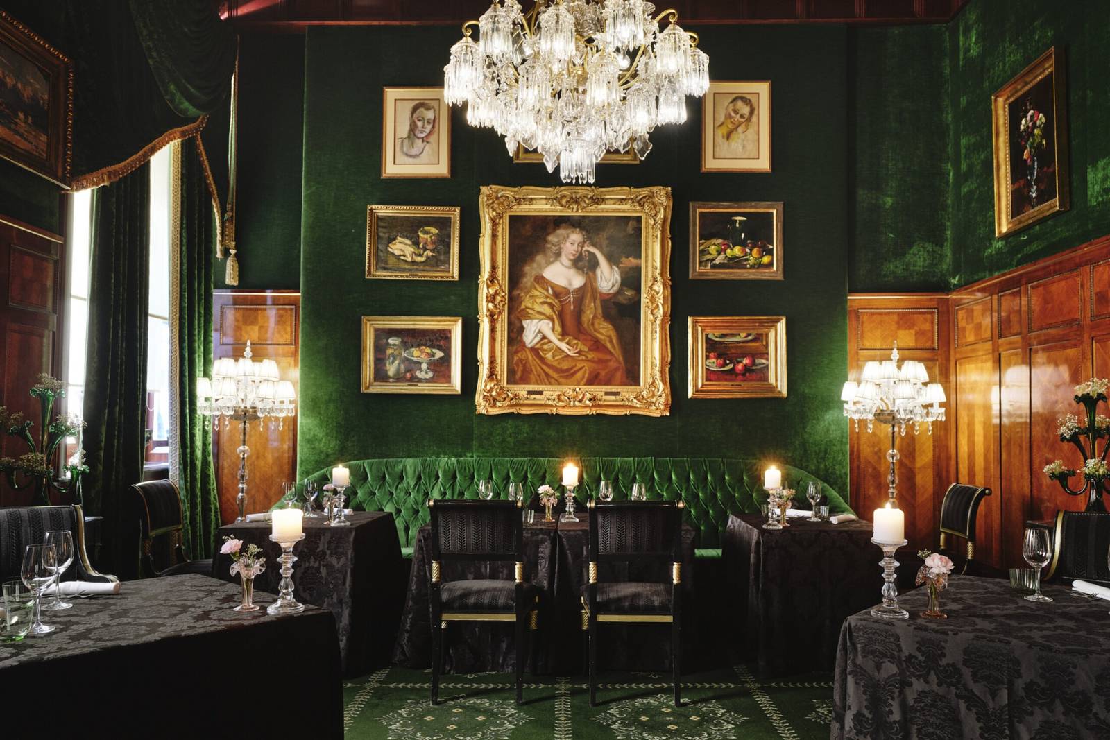 Hotel Sacher Wien Grüne Bar 綠色絲絨牆面餐廳