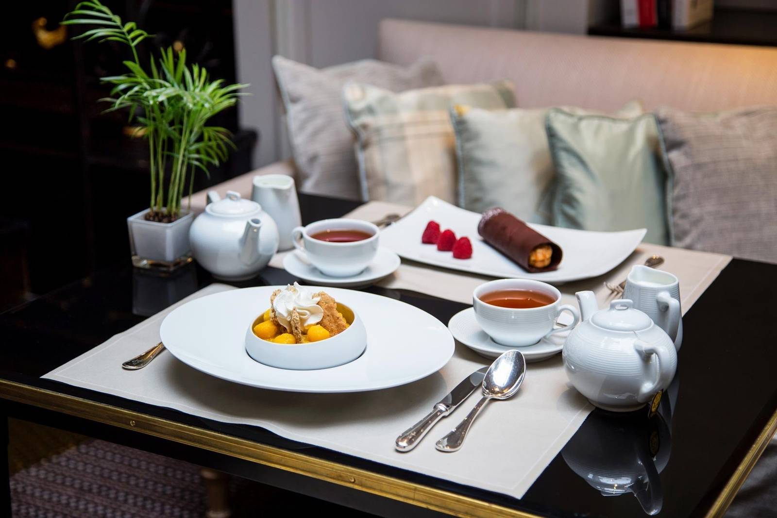 Hôtel San Régis 下午茶桌景