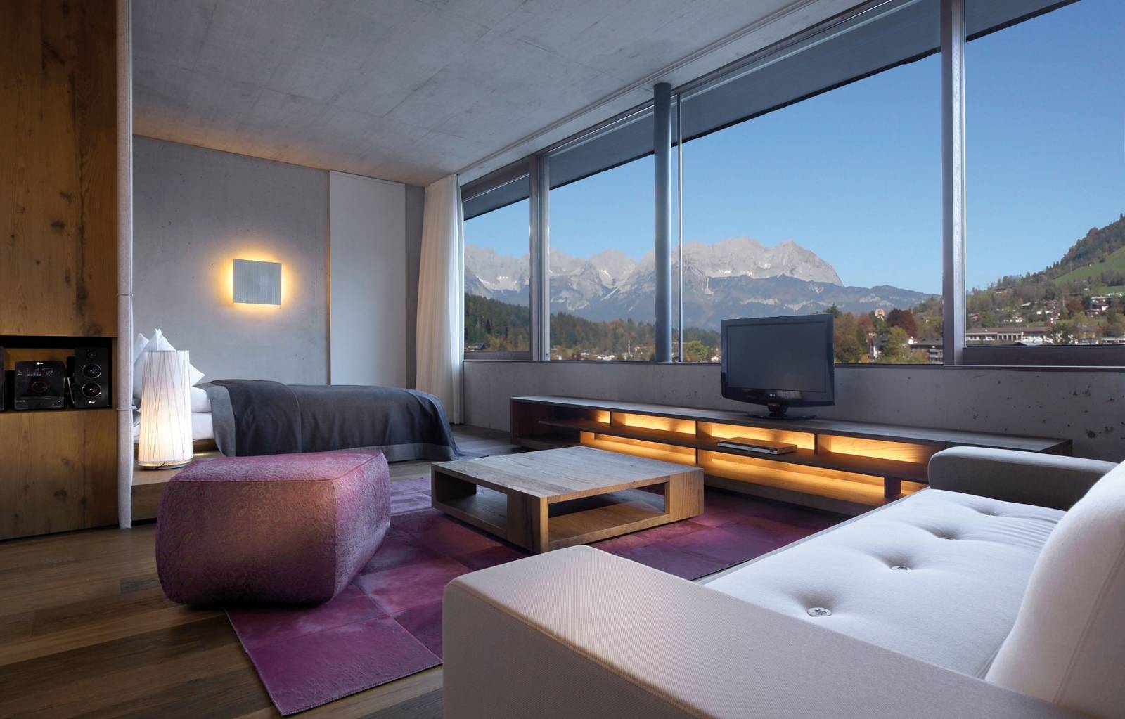 Schwarzer Adler Studio Deluxe 落地窗山景