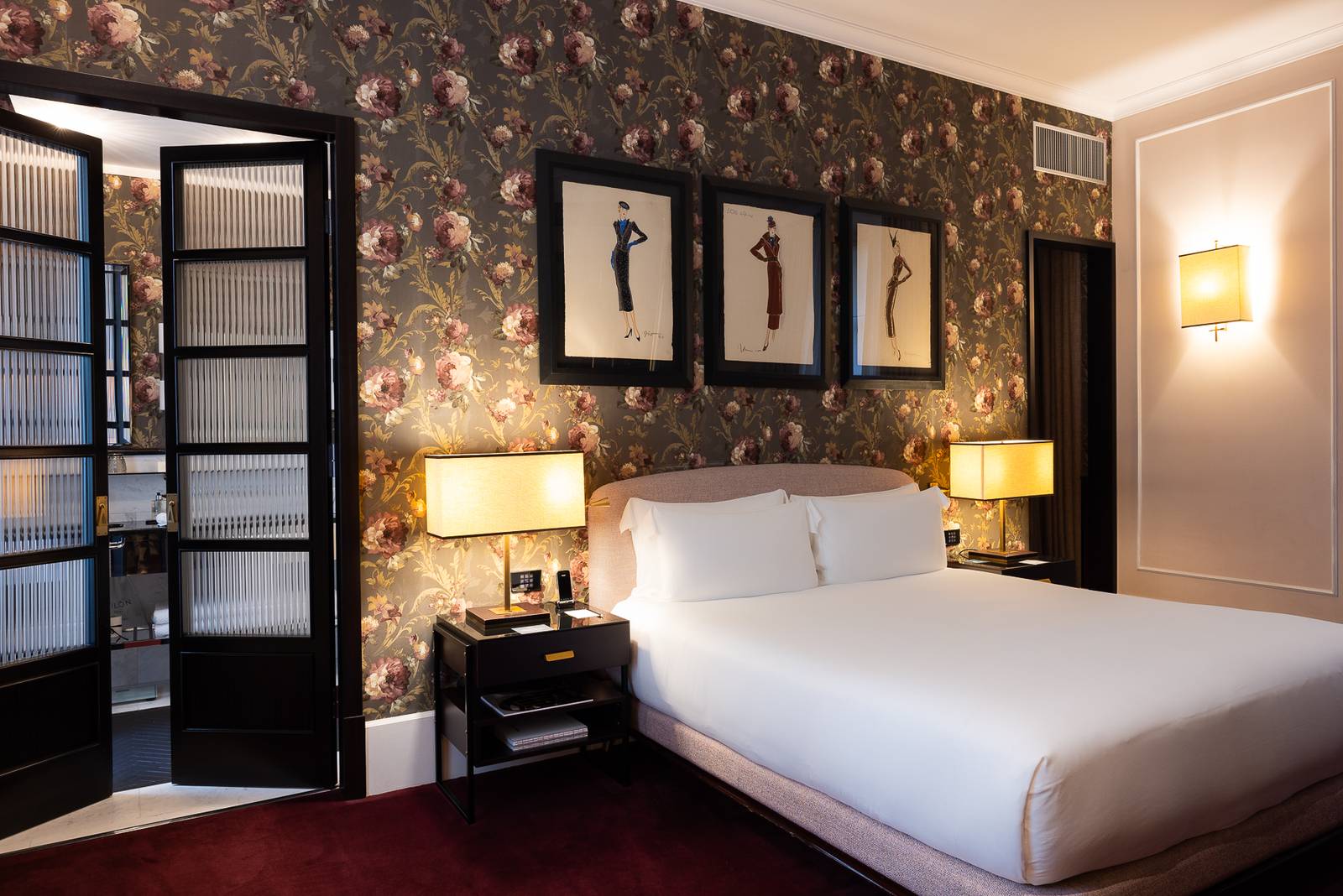 羅馬 Hotel Vilòn 壁紙裝飾的客房