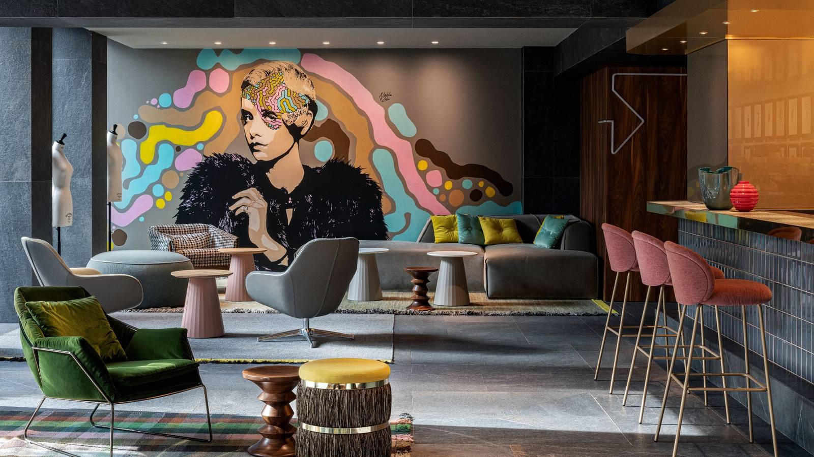 Hyatt Centric Milan Centrale 大廳