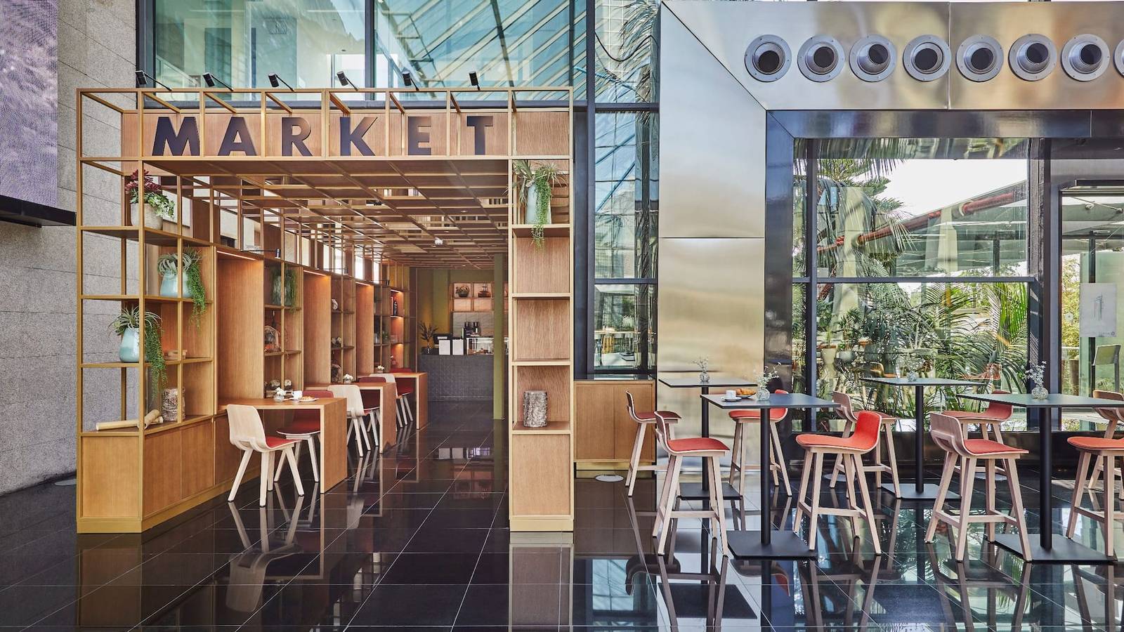 Hyatt Regency Barcelona Tower 大廳 24 小時 Market
