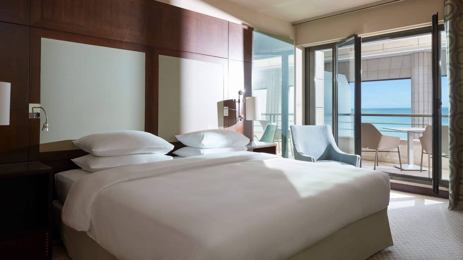 尼斯凱悅酒店 King 海景客房與陽台