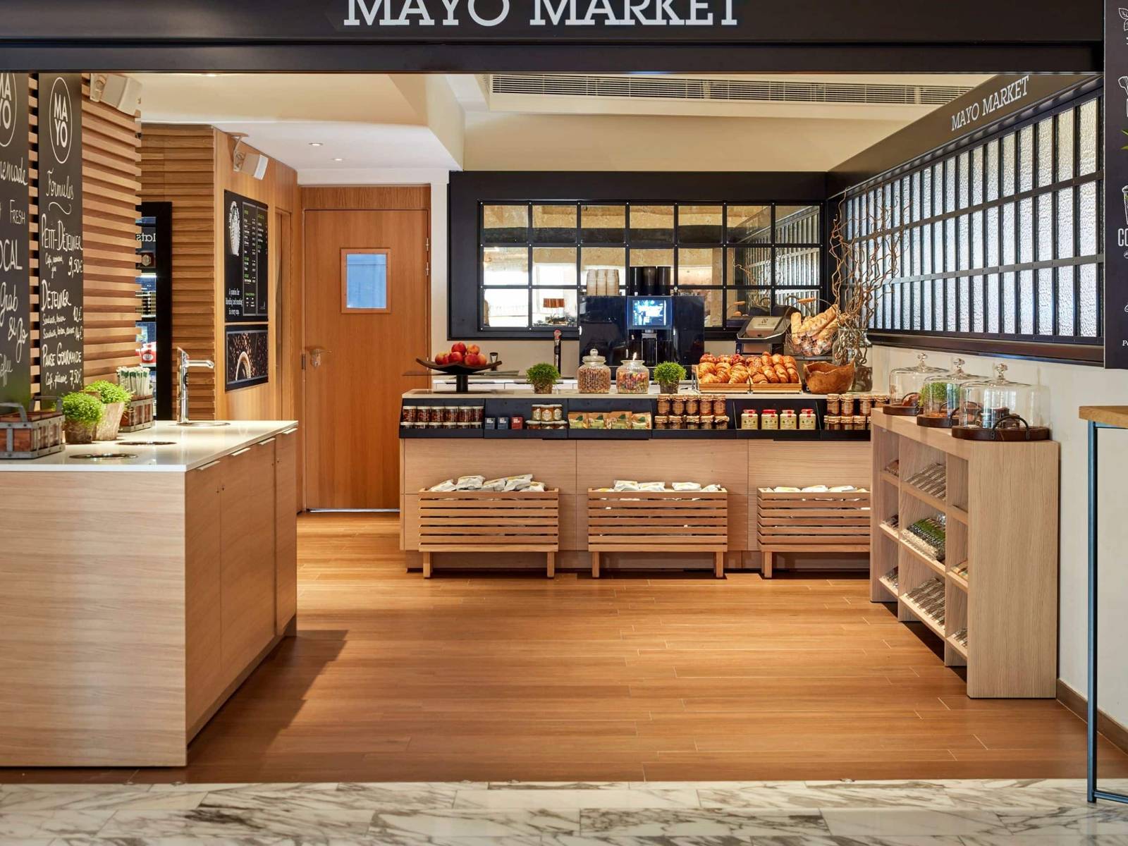 Hyatt Regency Paris Etoile  Mayo Market 輕食區