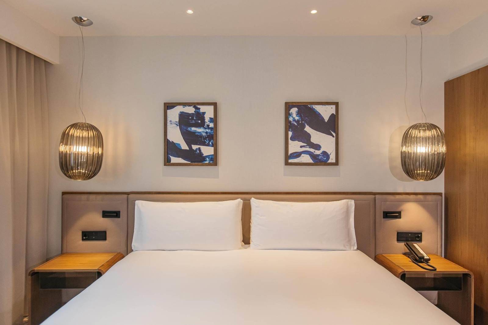 巴塞隆納洲際酒店 Executive Suite 臥室