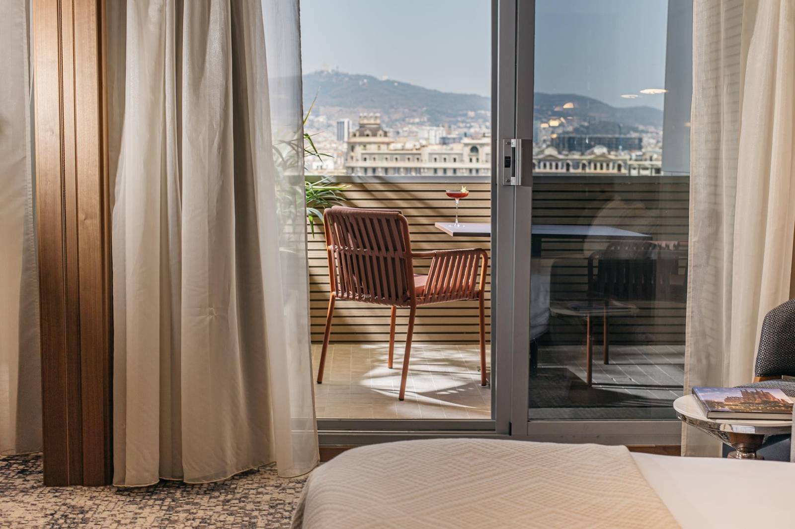 巴塞隆納洲際酒店 Balcony Suite 陽台與城市景觀