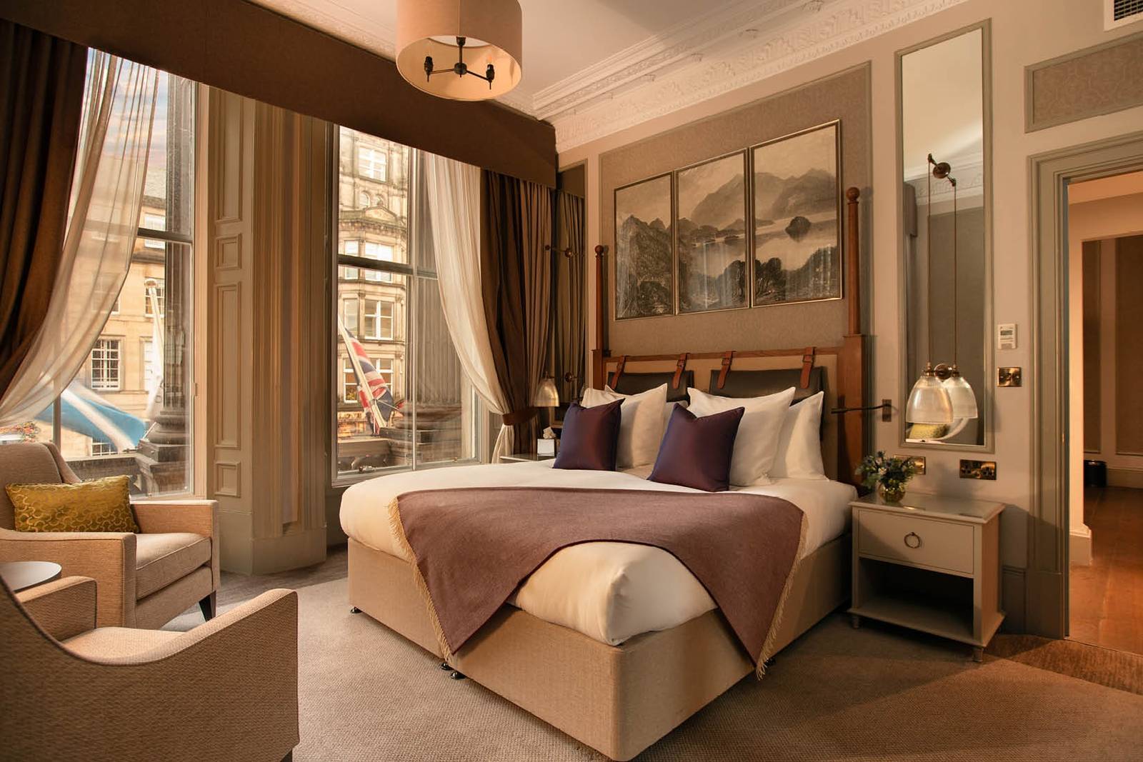 愛丁堡 InterContinental Edinburgh The George 老聯排屋裡的套房臥室