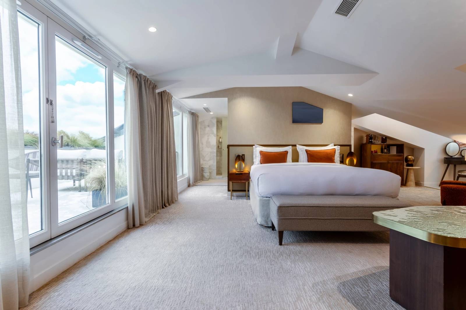 InterContinental Champs-Elysées Etoile Junior Suite 臥室