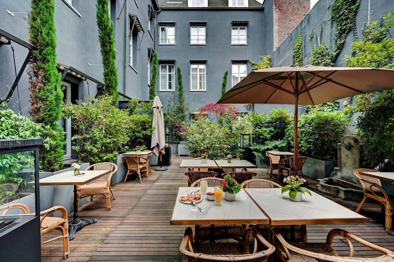 布魯塞爾 Juliana Hotel Brussels 花園露台座位
