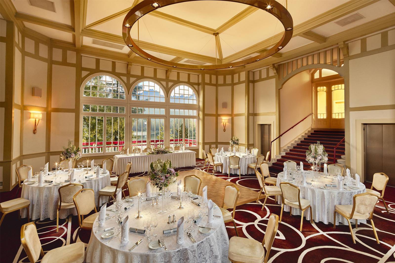 高塔特拉山凱賓斯基大酒店 Grand Restaurant 用餐大廳