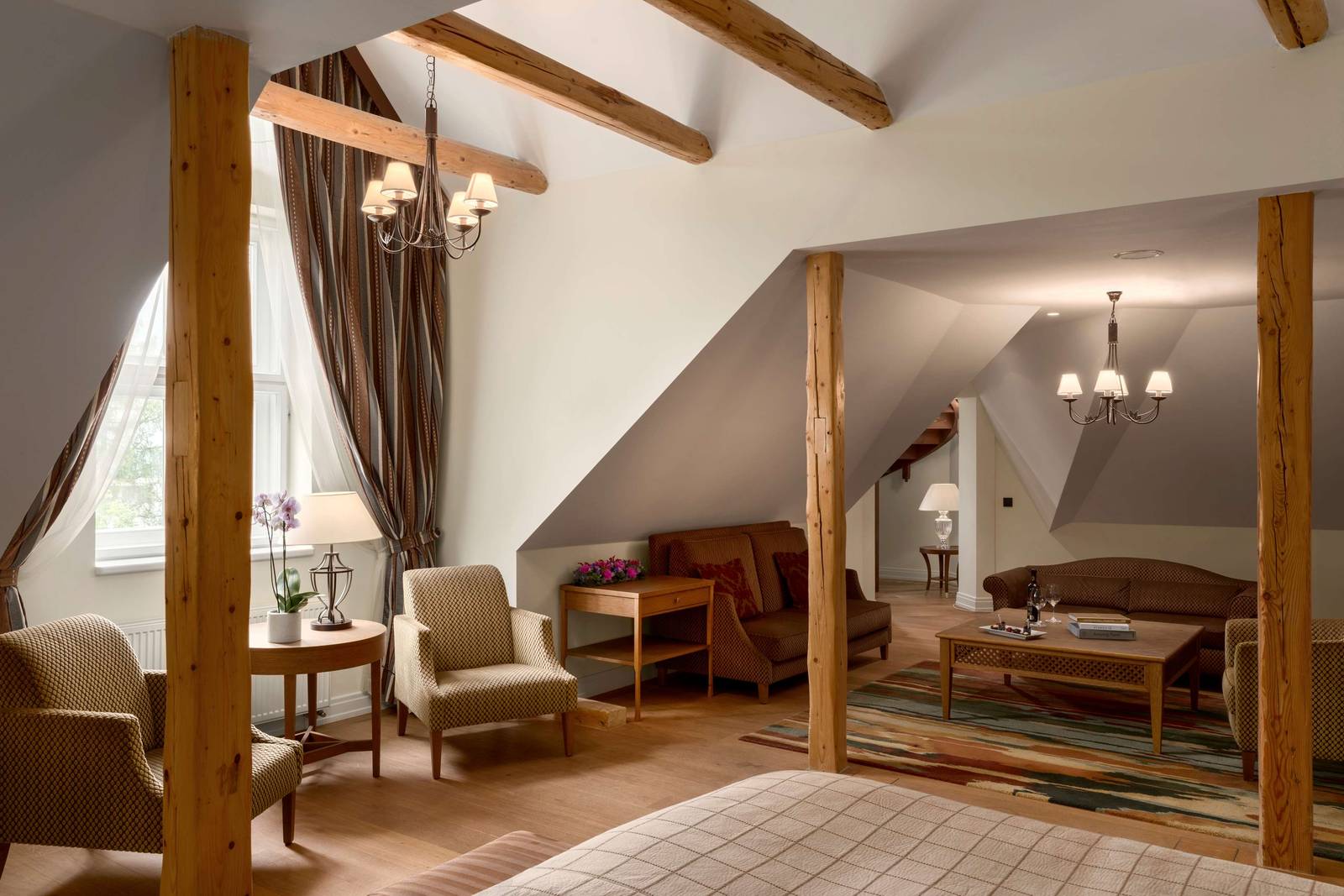 高塔特拉山凱賓斯基大酒店 Tower Suite 木樑起居室