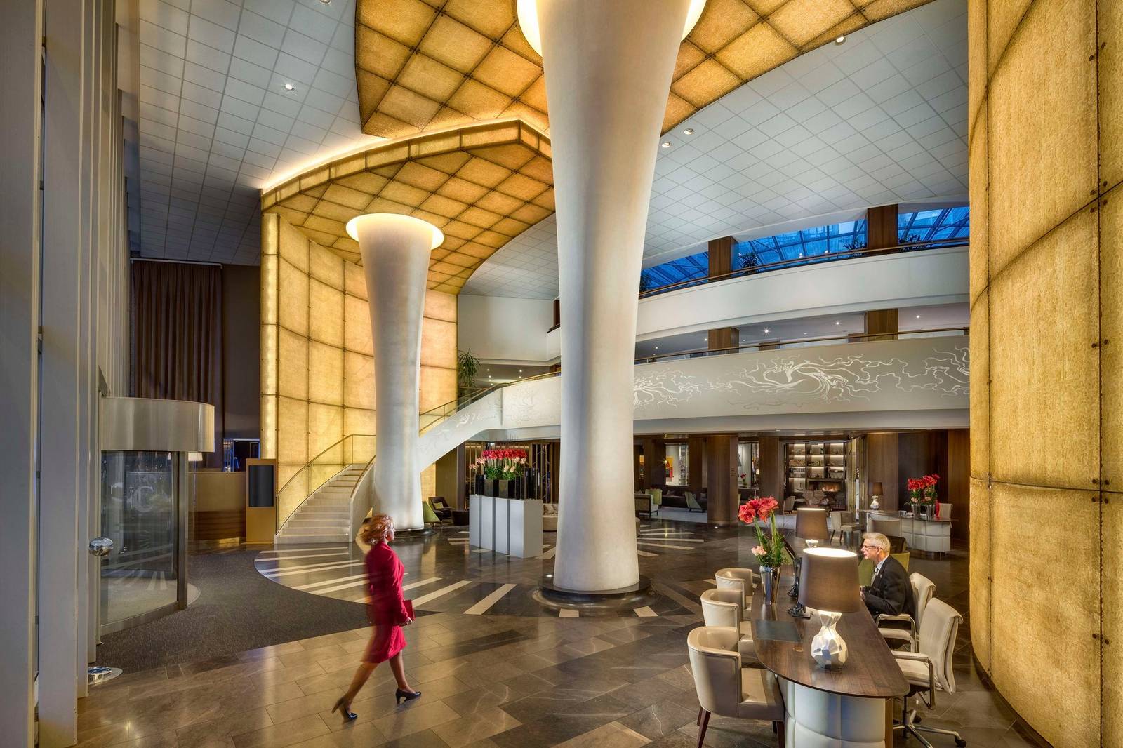 Kempinski Hotel Corvinus Budapest 挑高大廳