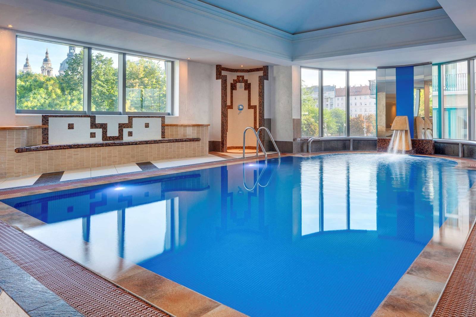 Kempinski The Spa 室內泳池
