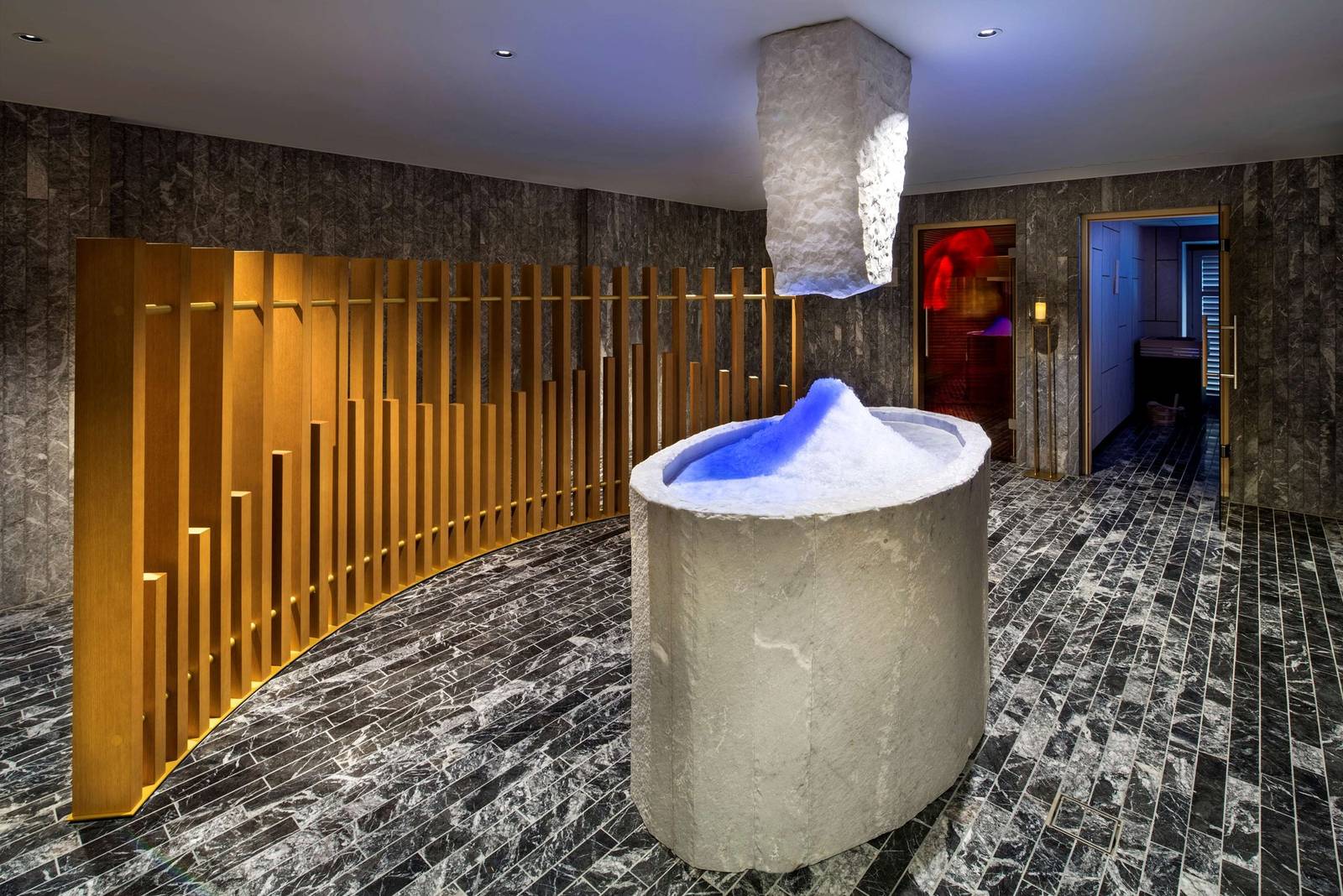 Kempinski Palace Engelberg 三溫暖區冰泉