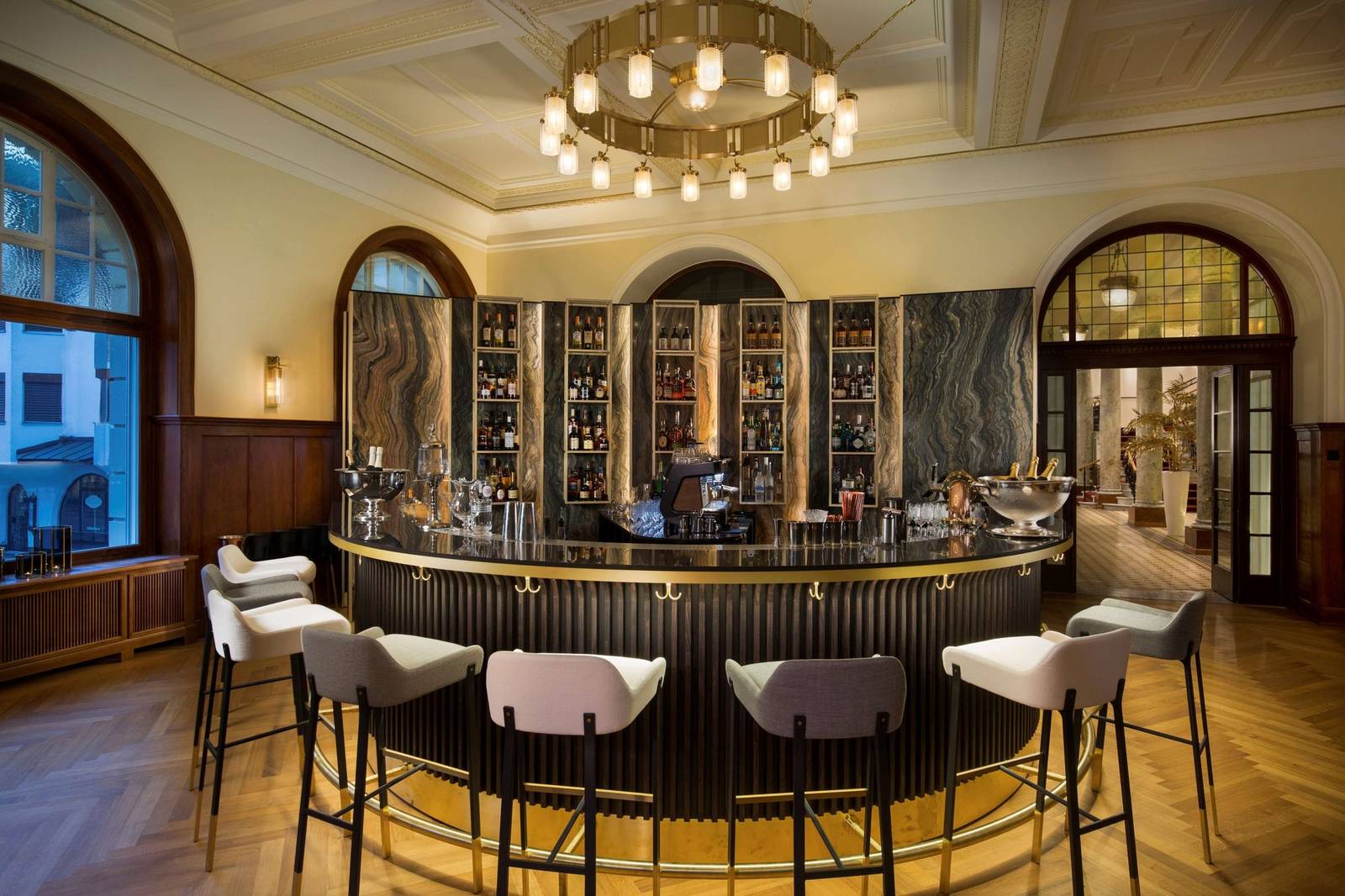 Kempinski Palace Engelberg The Palace Bar 吧台