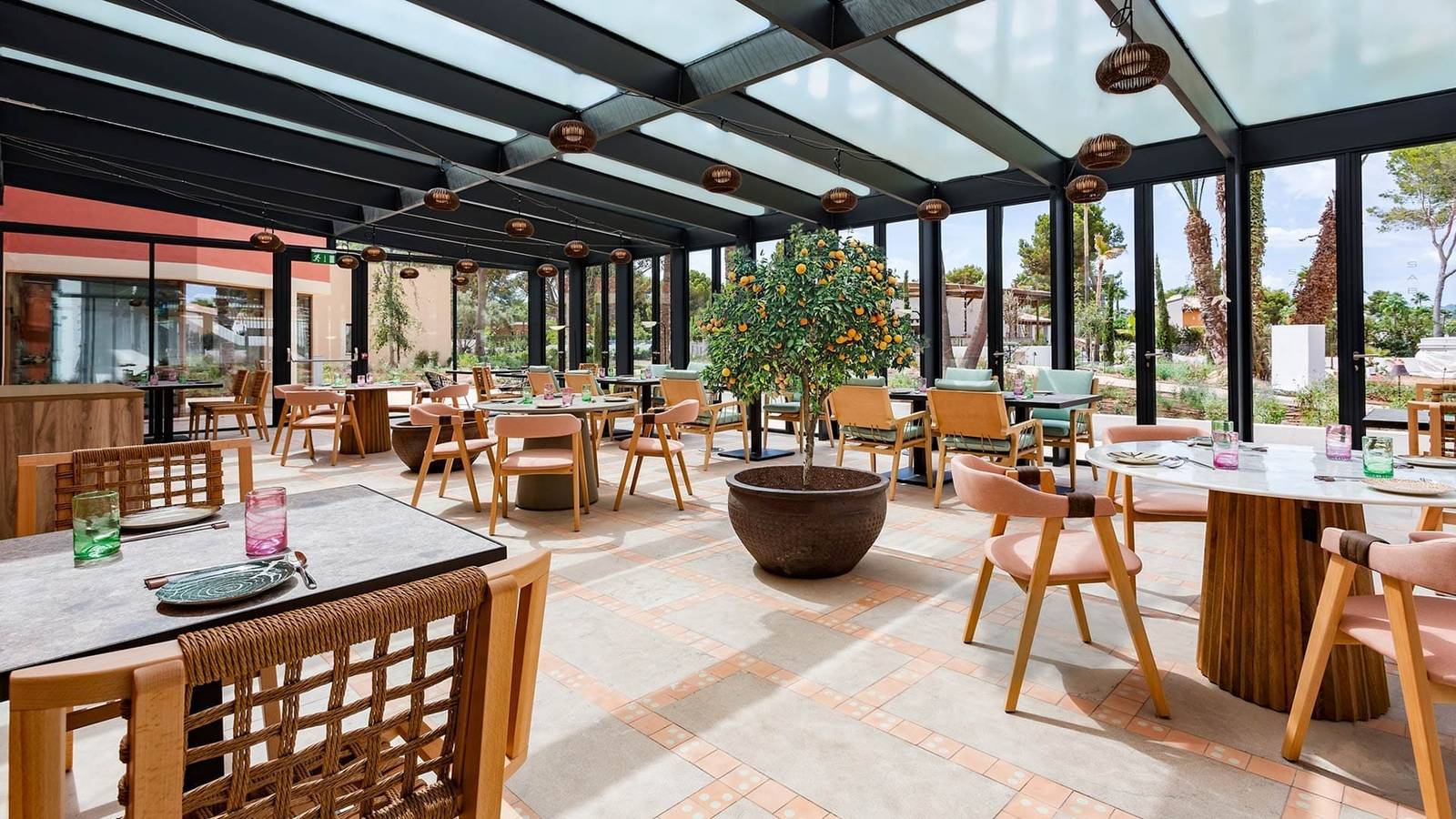 Kimpton Aysla Mallorca Saba 餐廳玻璃屋露台
