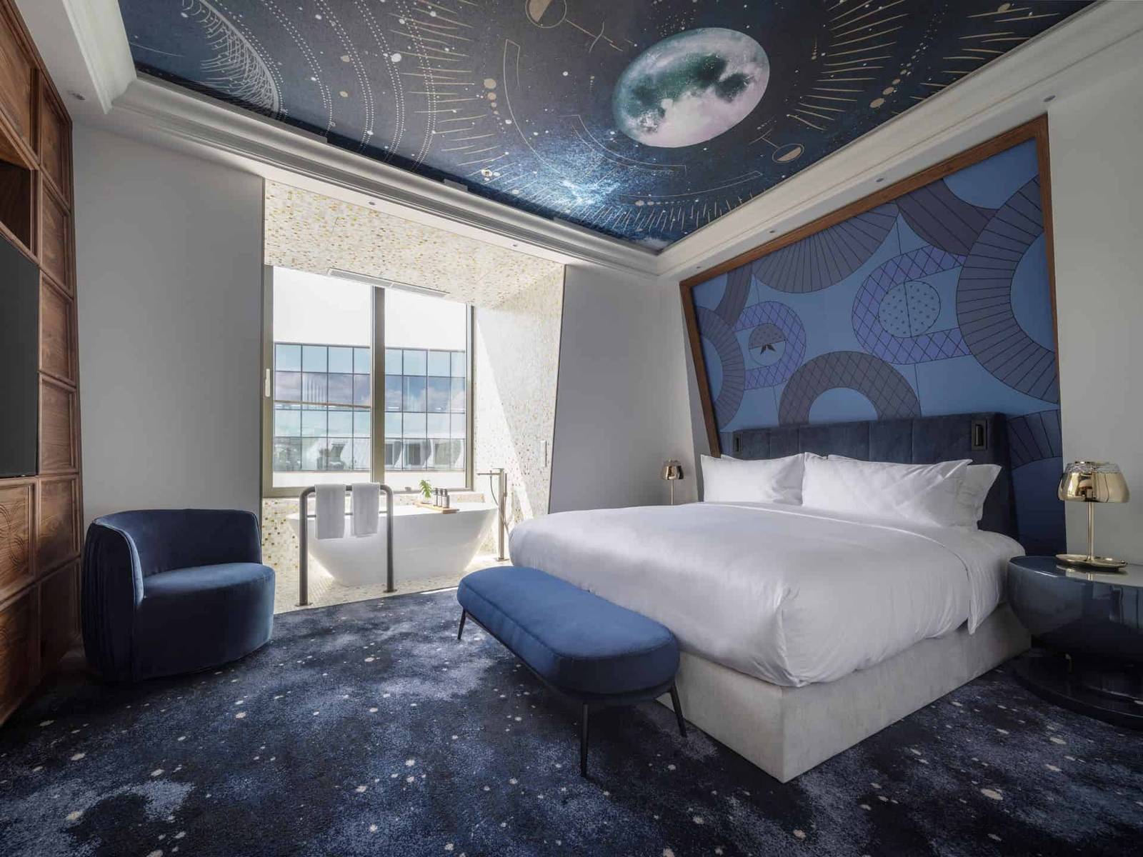 布達佩斯 Kimpton BEM 星空天花板套房臥室