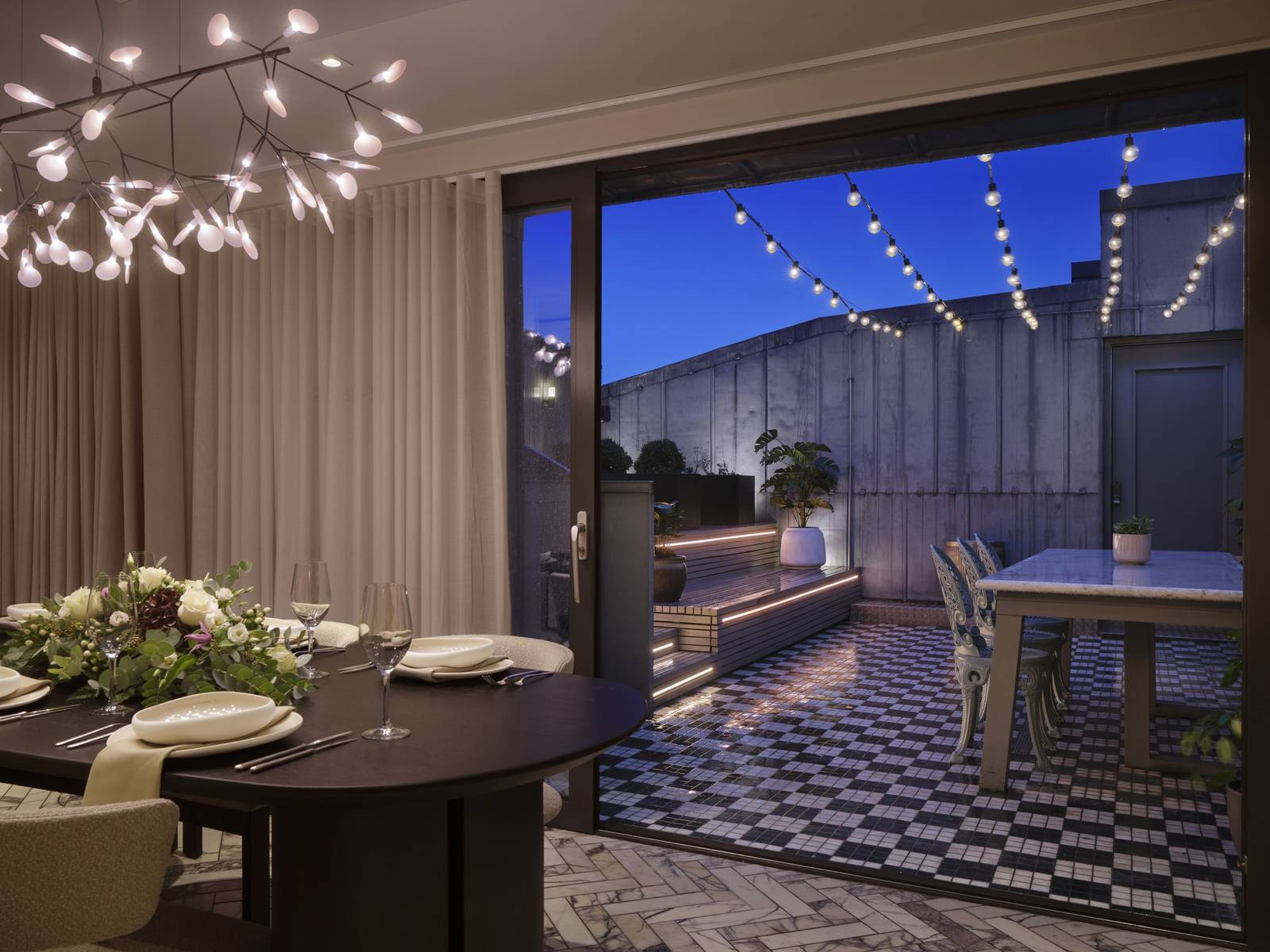 Kimpton Blythswood Square Penthouse 屋頂露台夜景