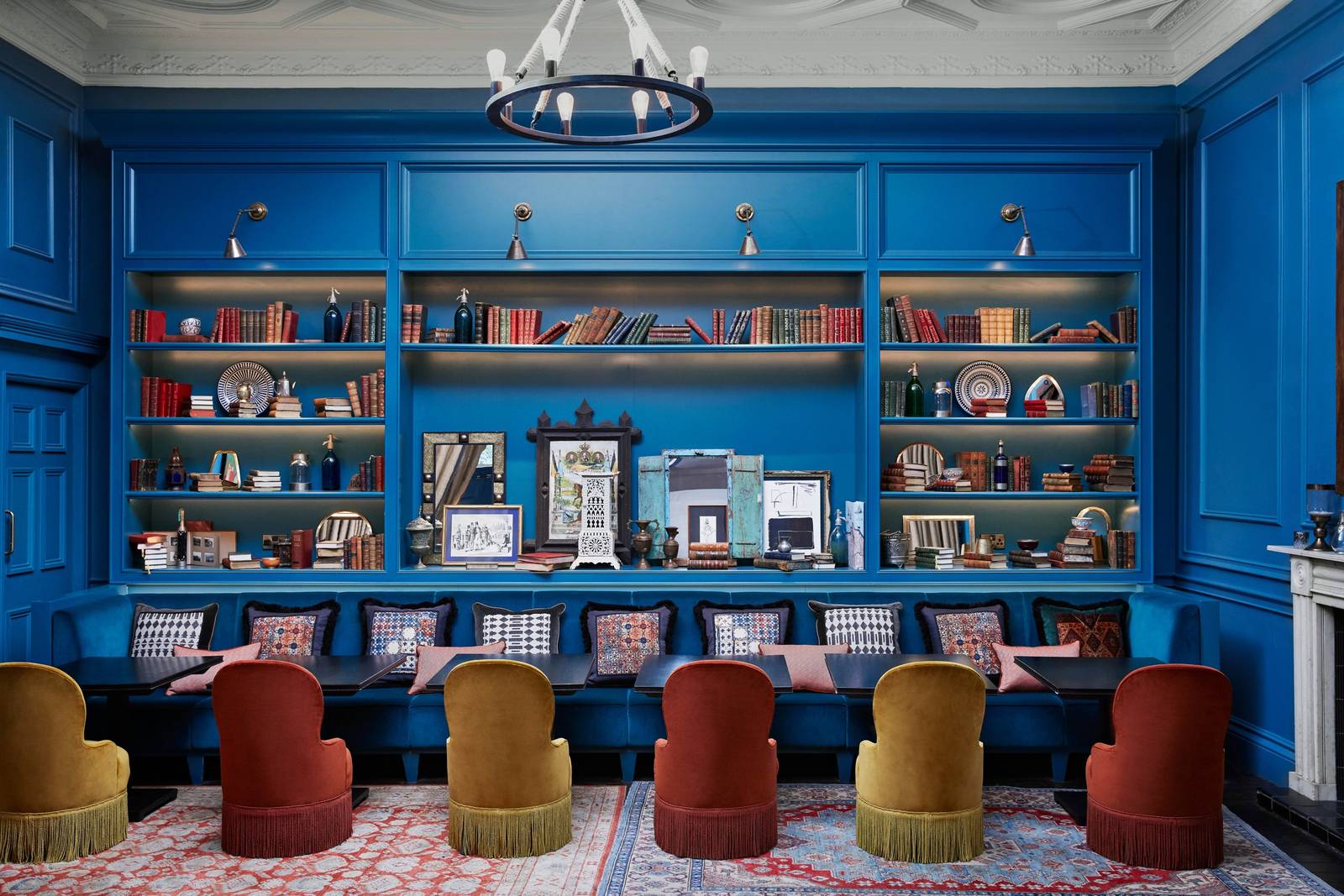 Kimpton Charlotte Square 圖書室