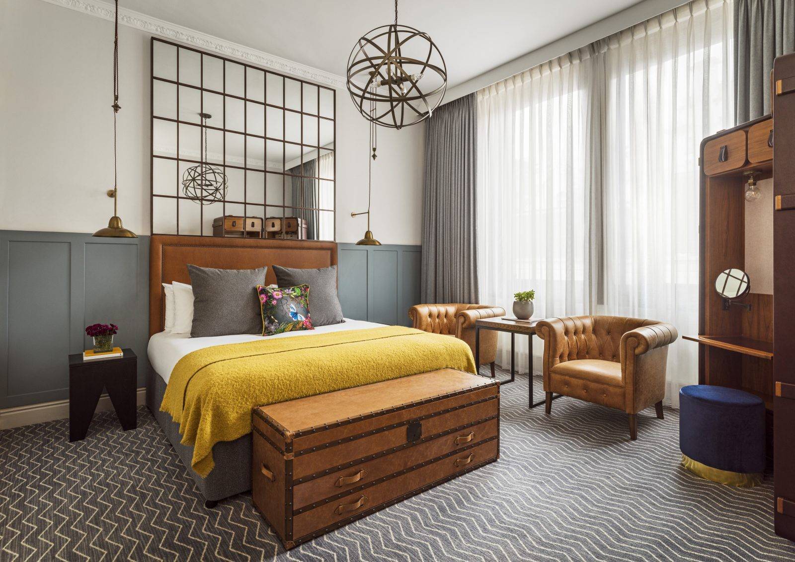 Kimpton Clocktower Hotel 高窗大床客房