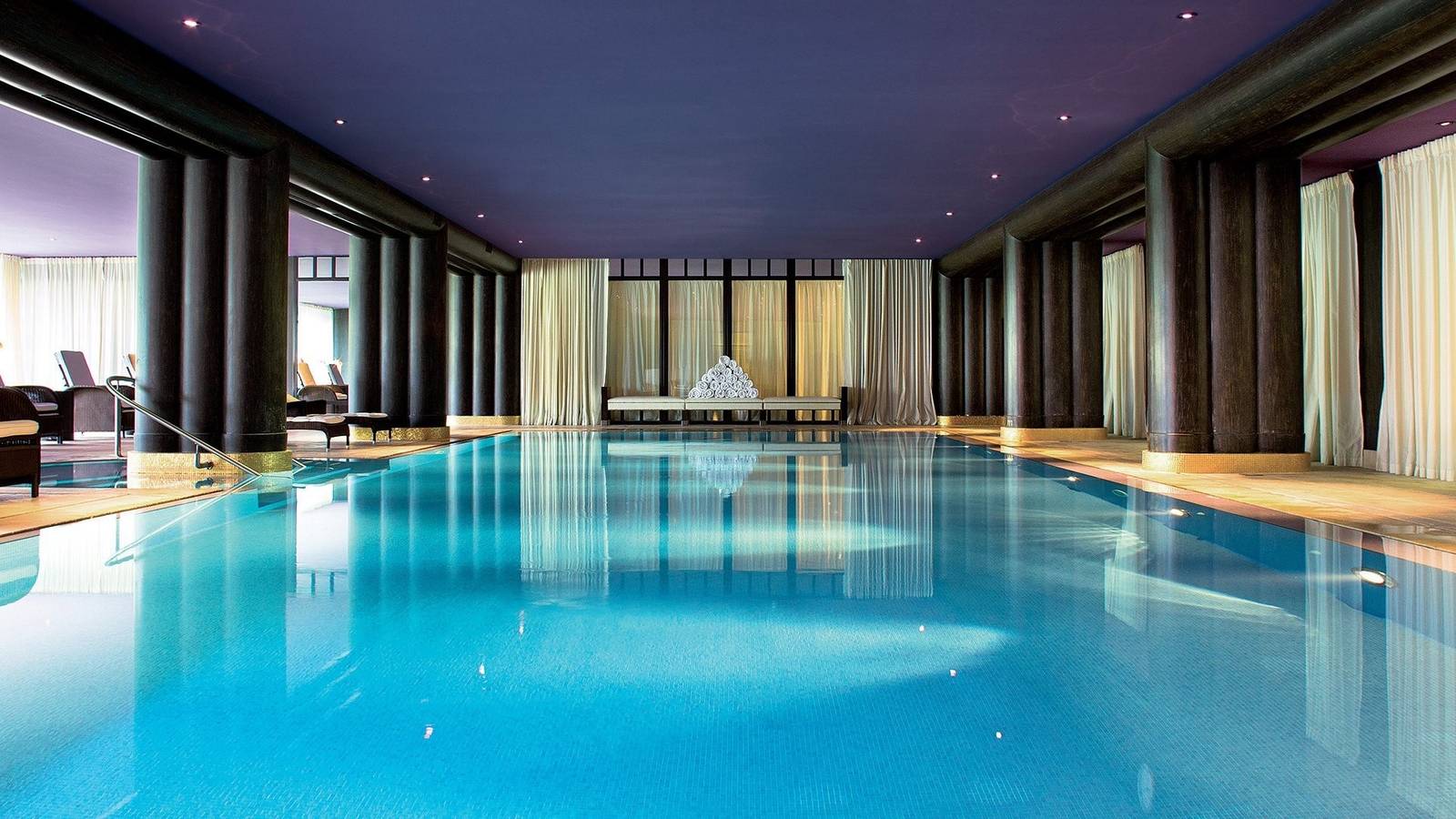 La Réserve Genève Spa Nescens 室內泳池