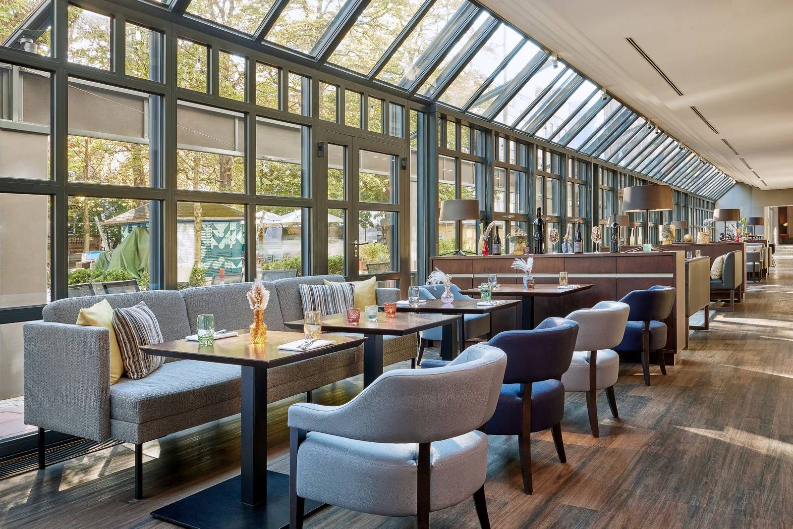法蘭克福艾美酒店 The Legacy Bar & Grill 玻璃屋餐廳
