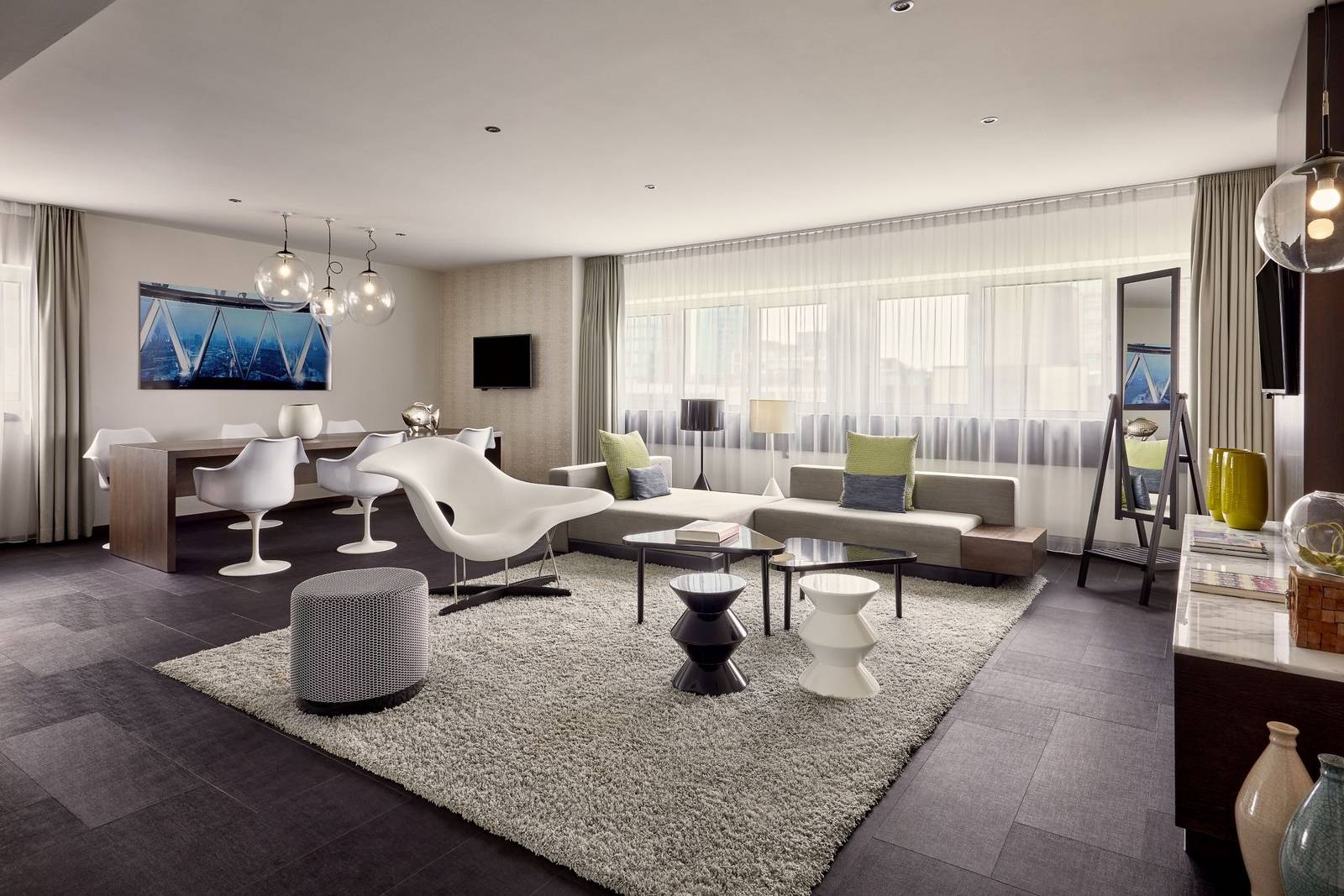 法蘭克福艾美酒店 Skyline Suite 客廳
