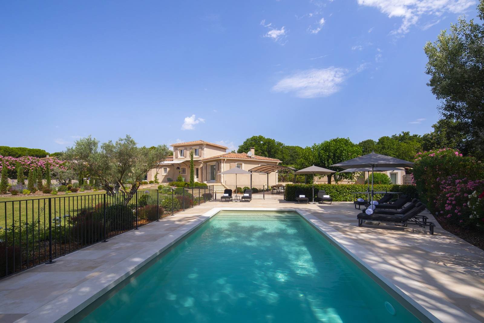 Le Vallon de Valrugues Villa Clémence 私人泳池